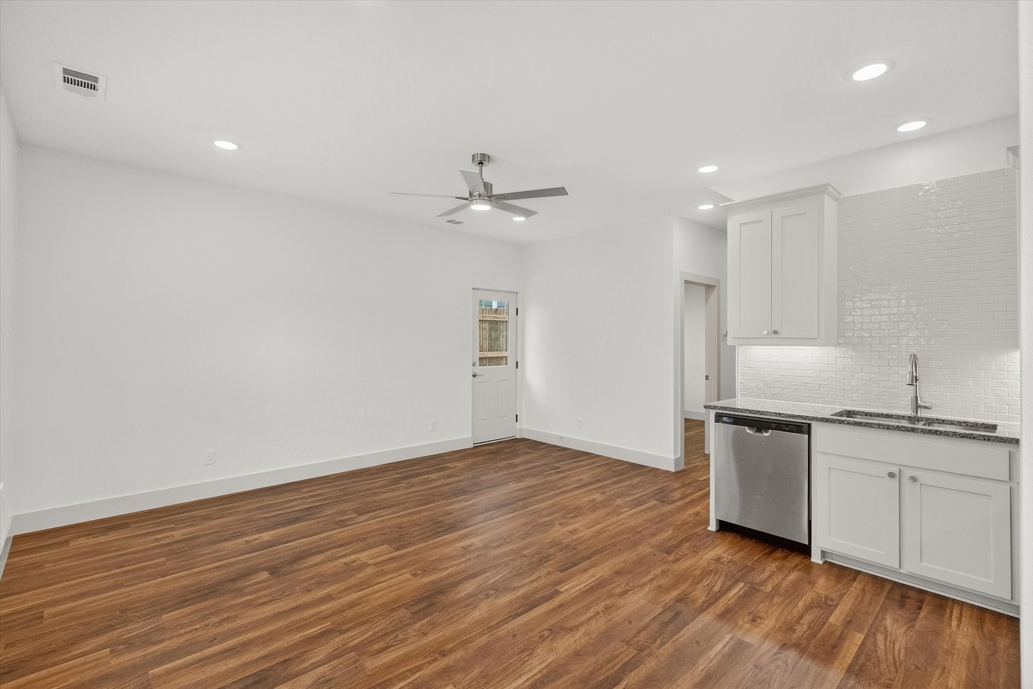 502 E Kimball Street Mansfield TX 76063