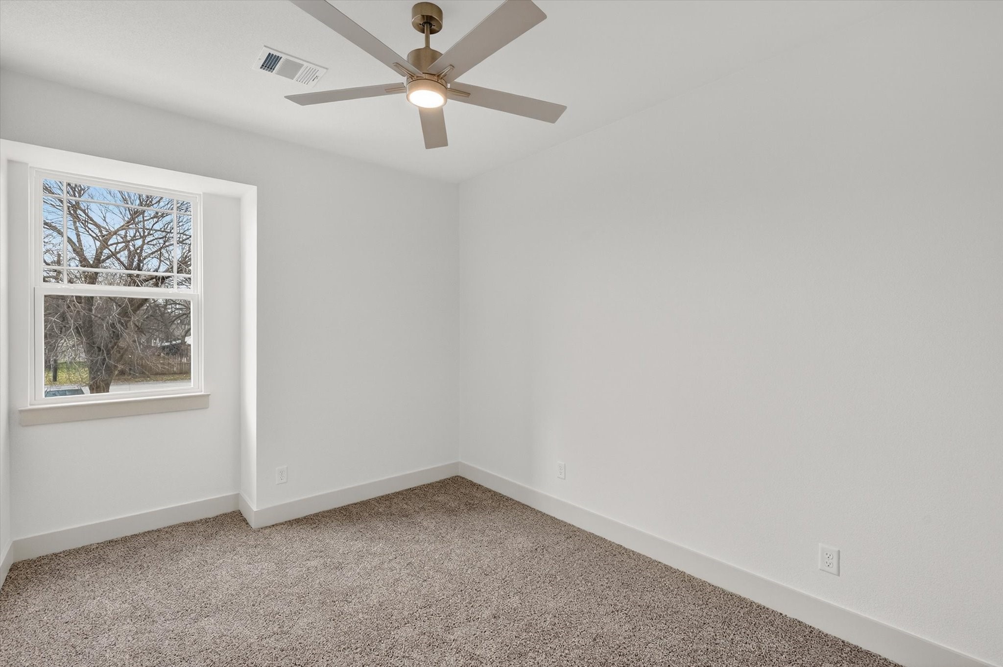 502 E Kimball Street Mansfield TX 76063