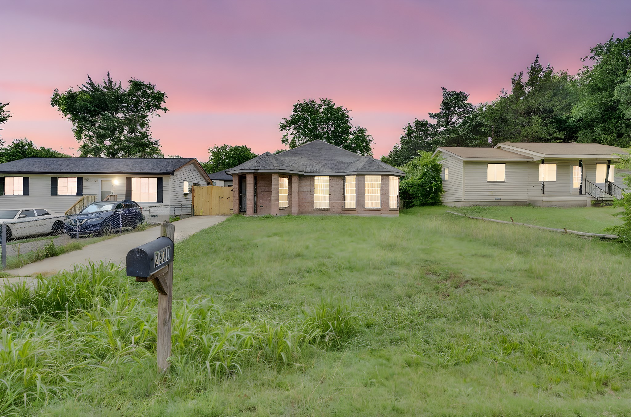 2520 Fatima Avenue Dallas TX 75241