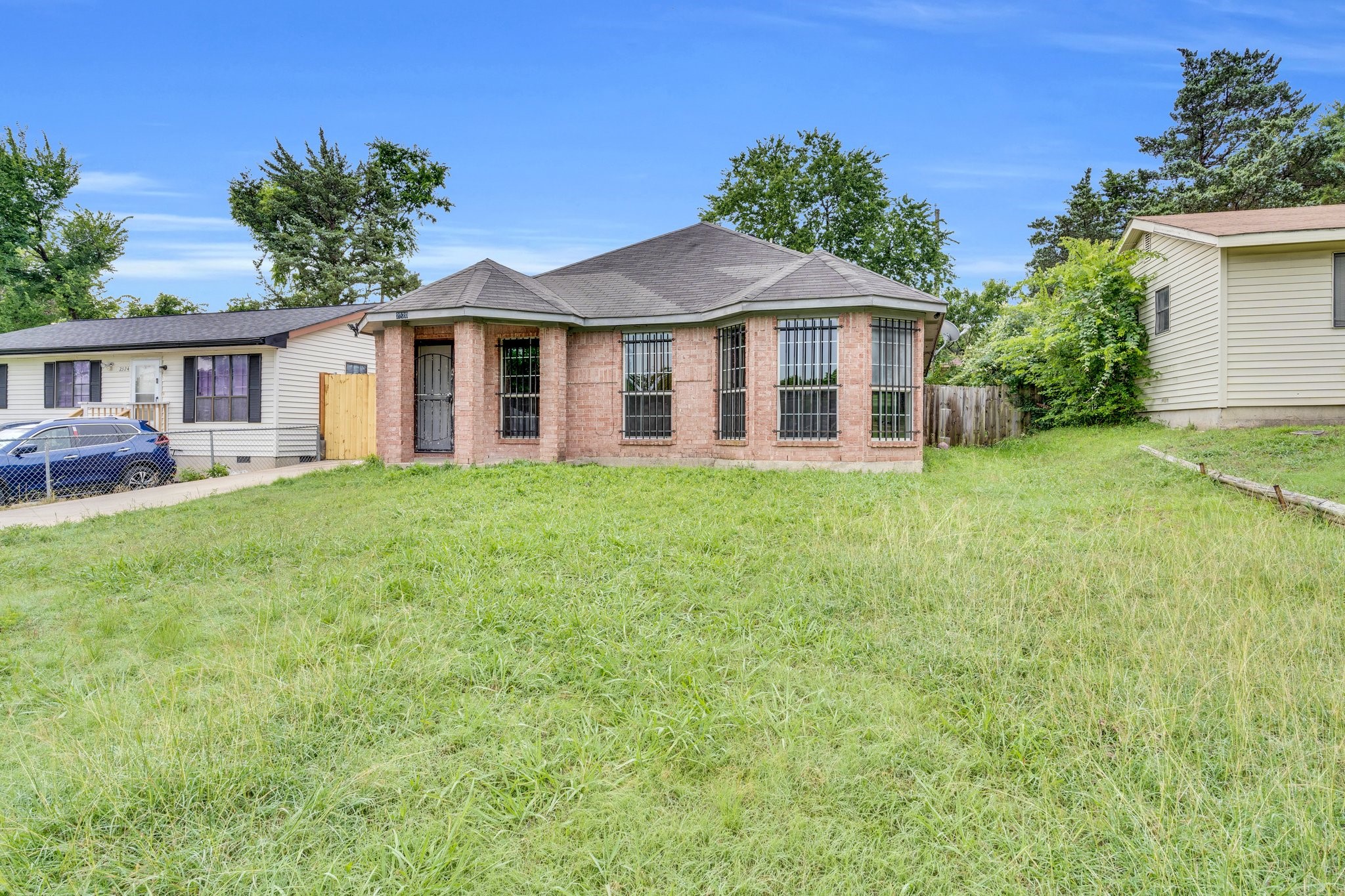 2520 Fatima Avenue Dallas TX 75241