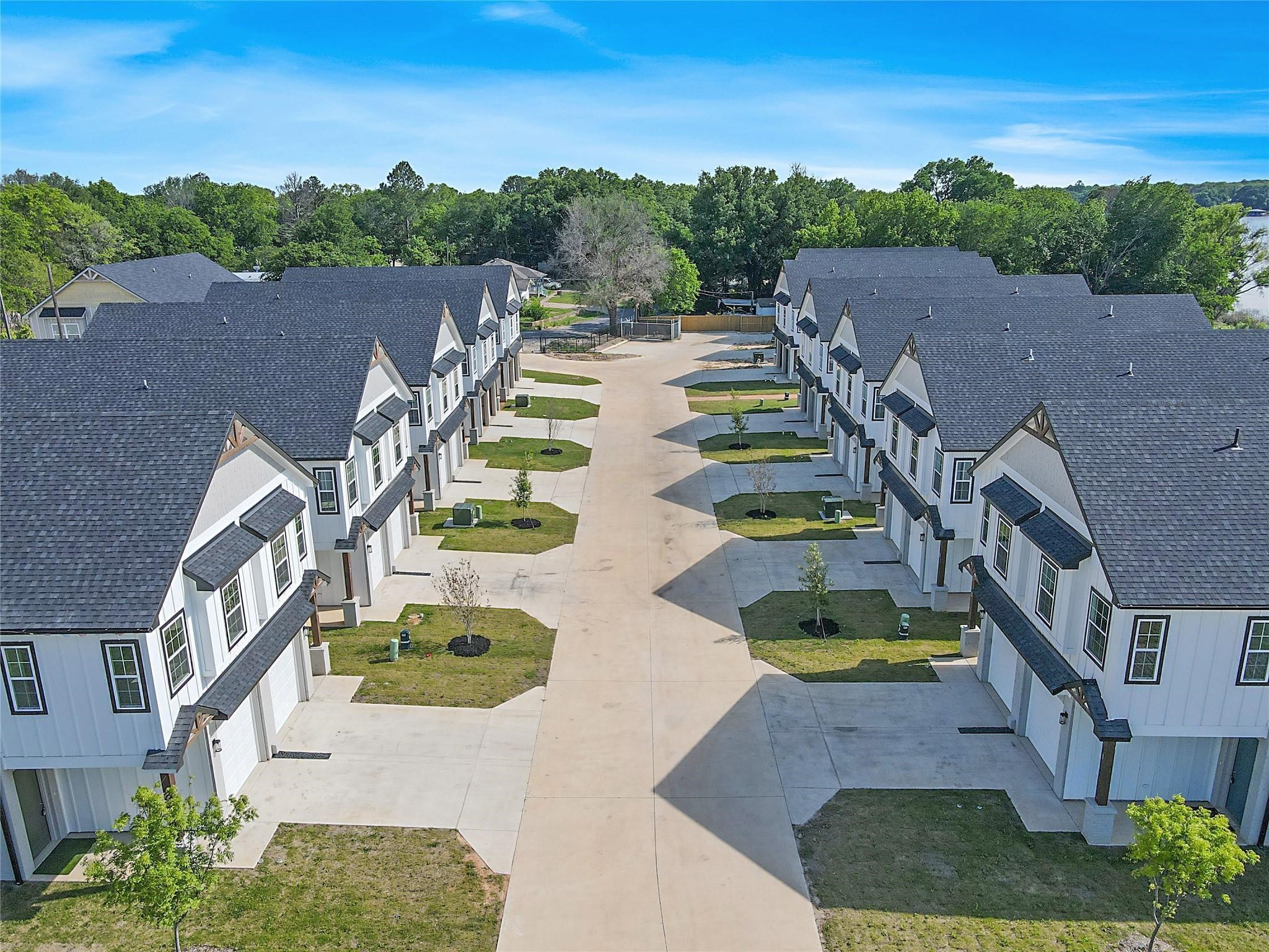 1319 W Main Street Gun Barrel City TX 75156
