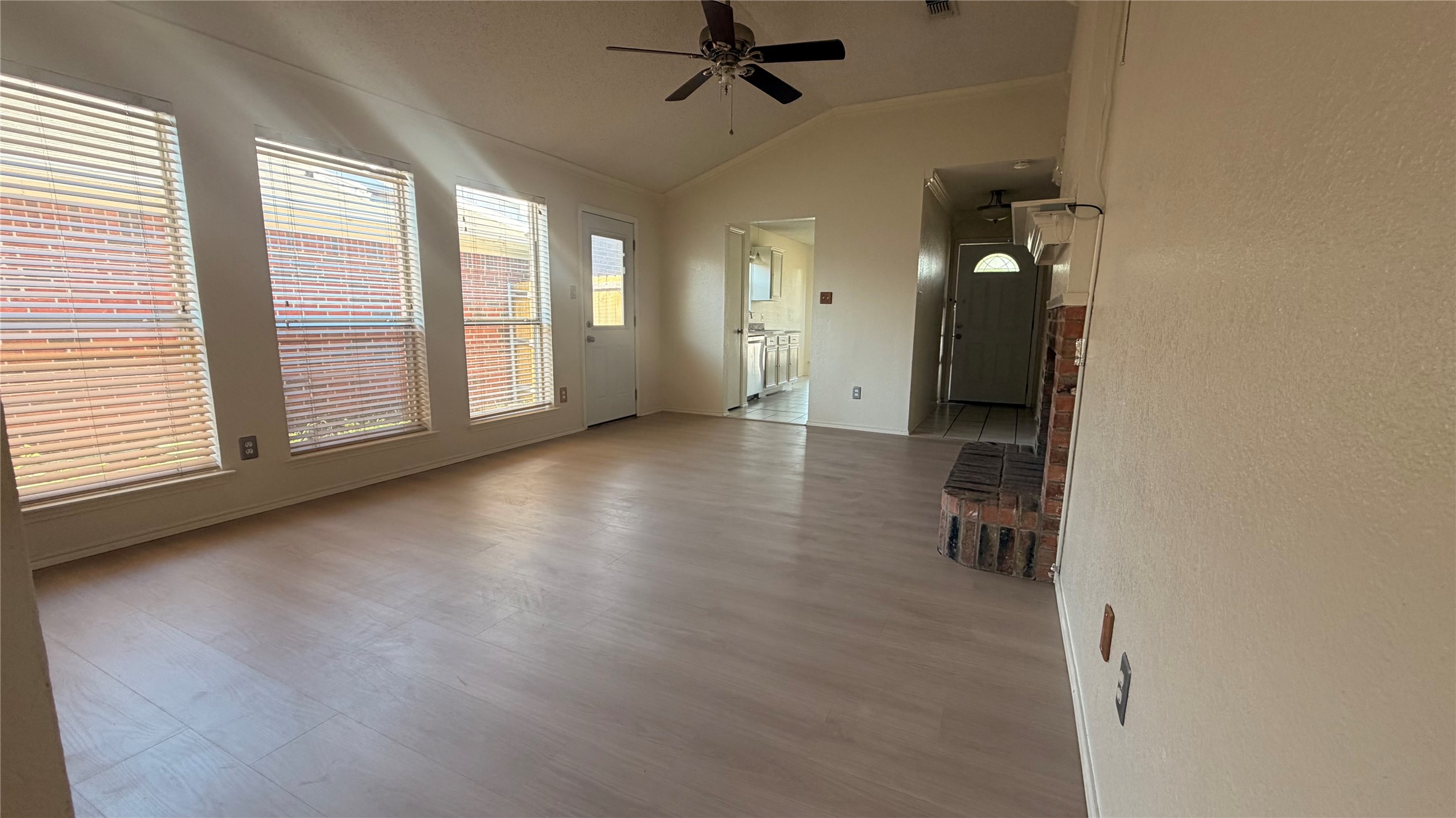 6202 Tidewater Drive Arlington TX 76018
