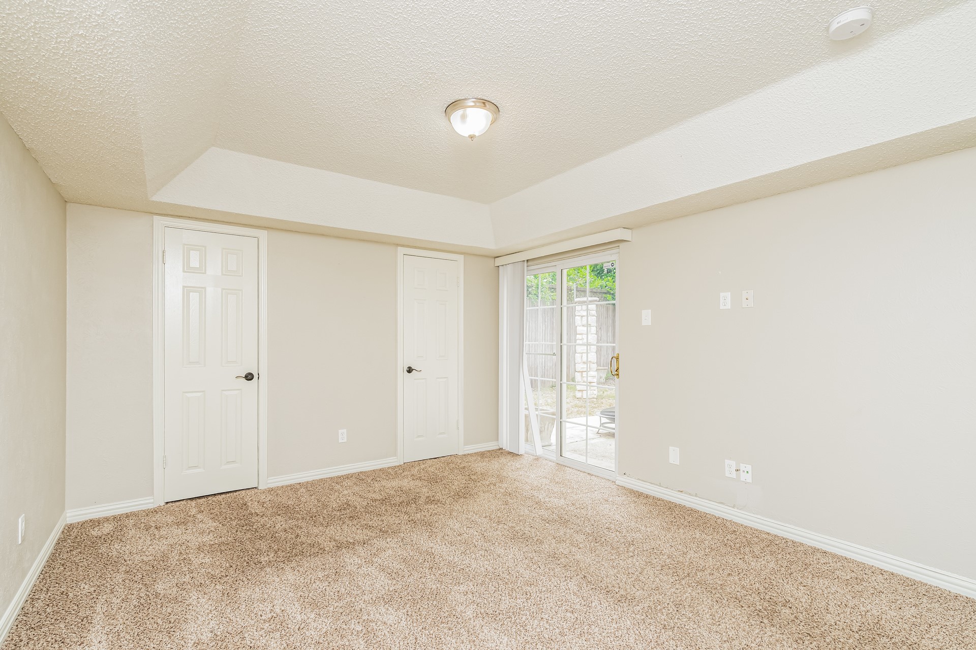 2014 Greencove Drive Arlington TX 76012