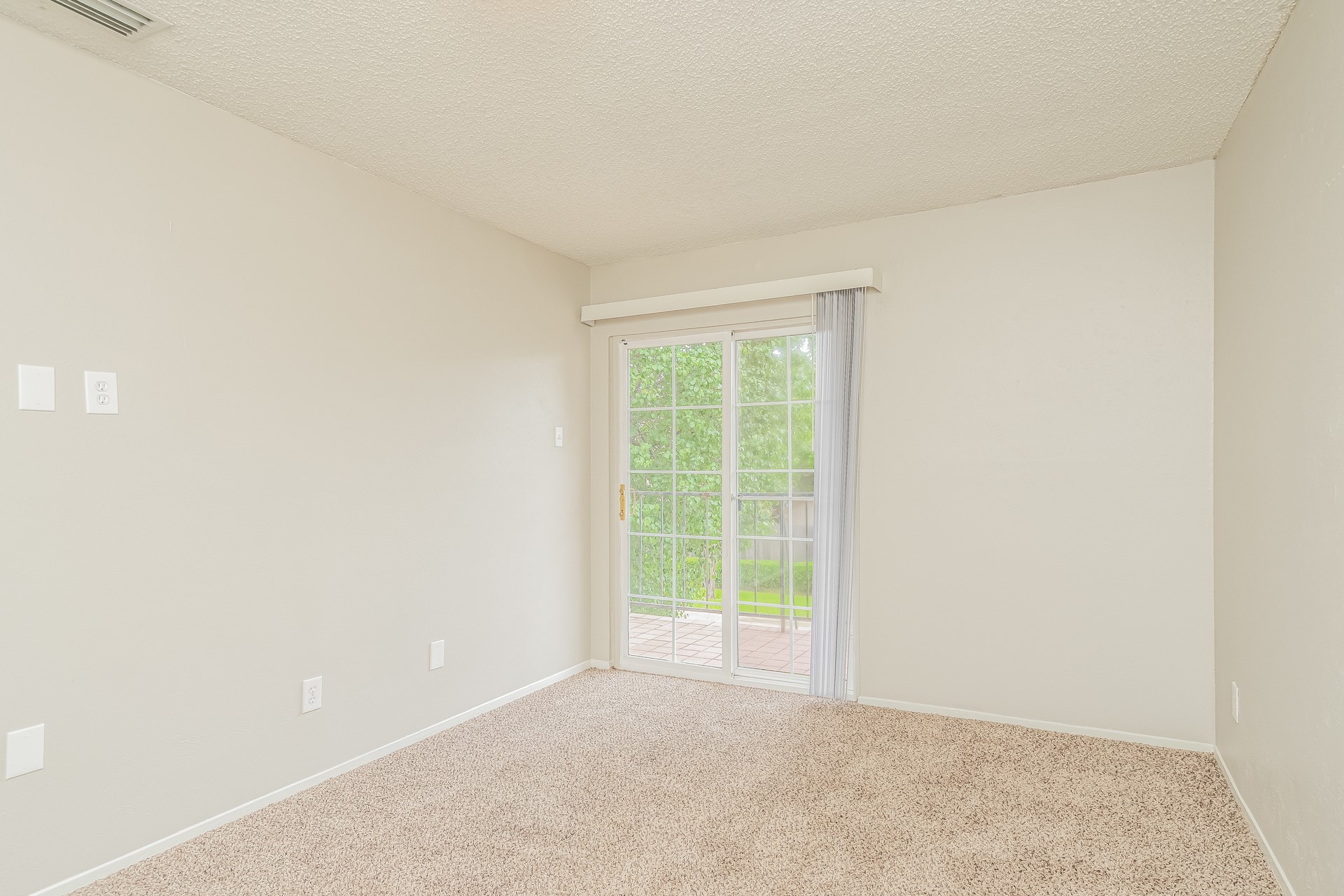 2014 Greencove Drive Arlington TX 76012