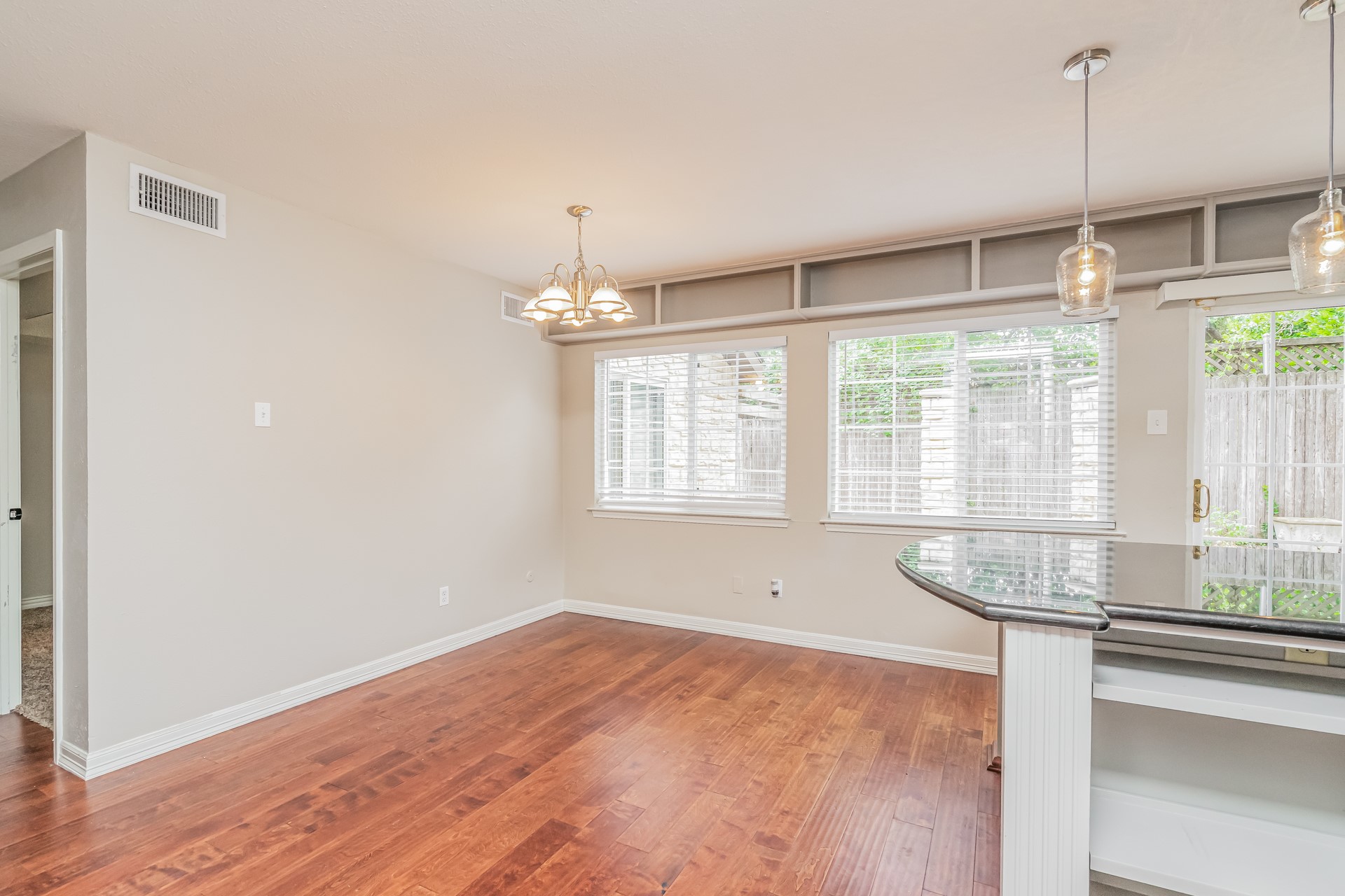 2014 Greencove Drive Arlington TX 76012