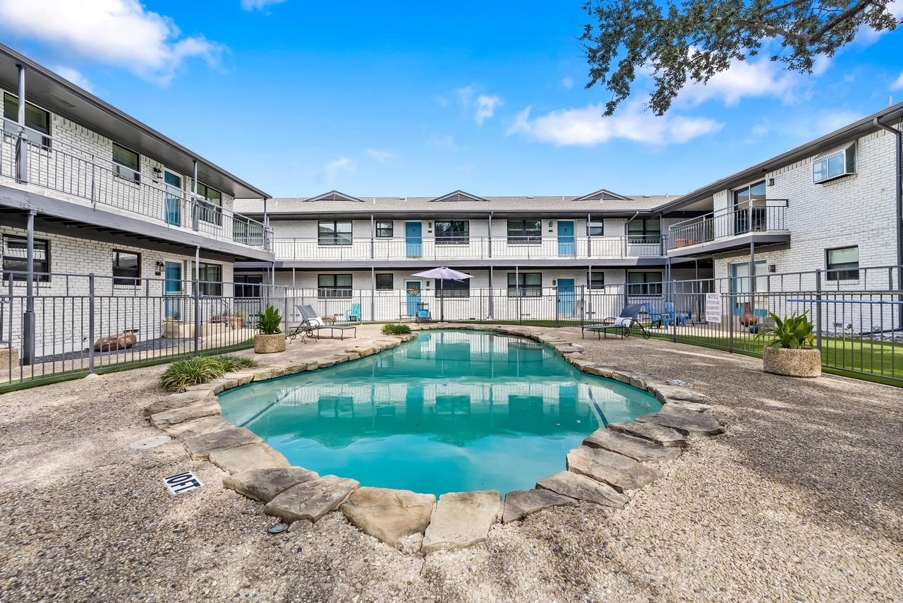 3933 Inwood Road Dallas TX 75209