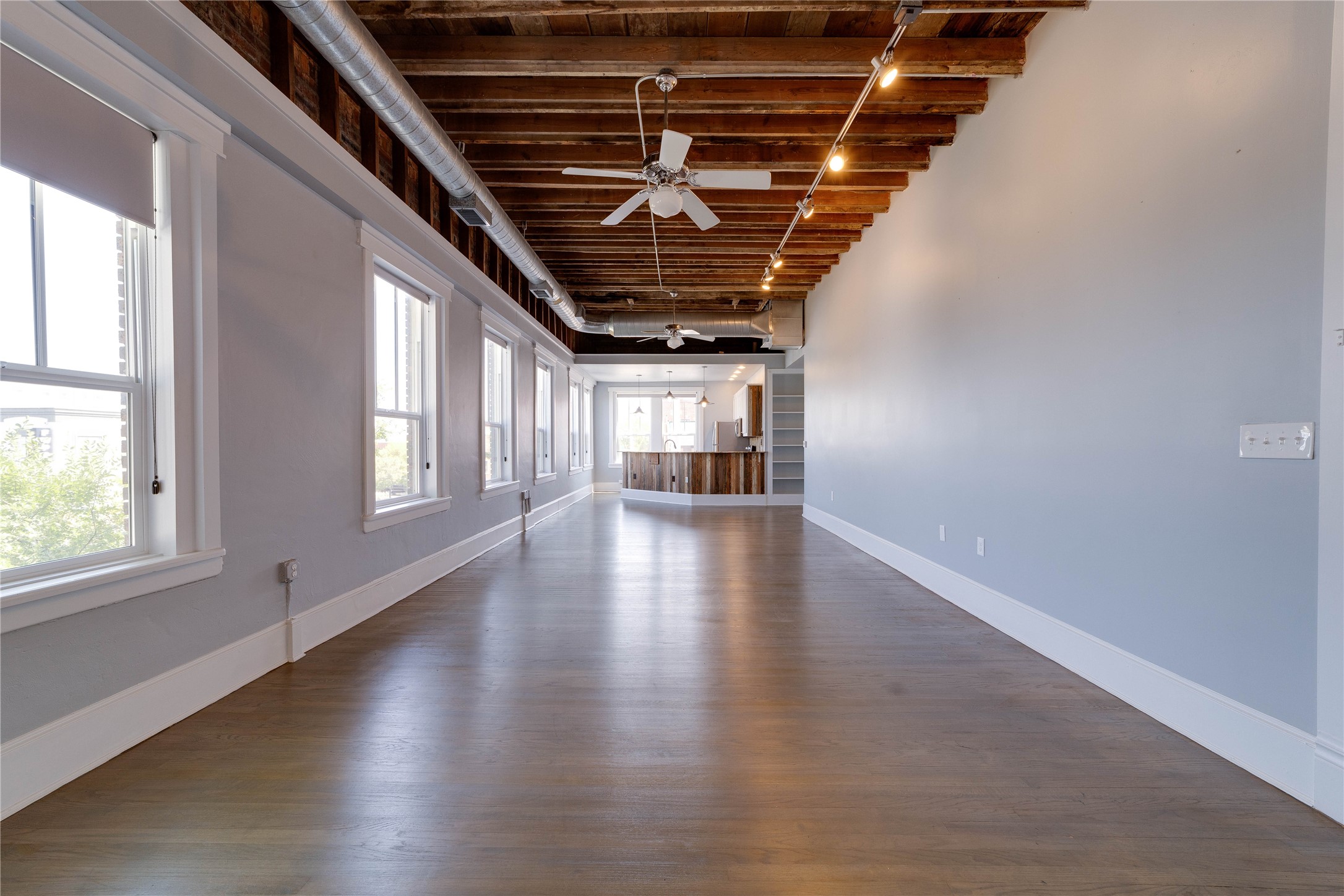 703 W Magnolia Avenue Fort Worth TX 76104