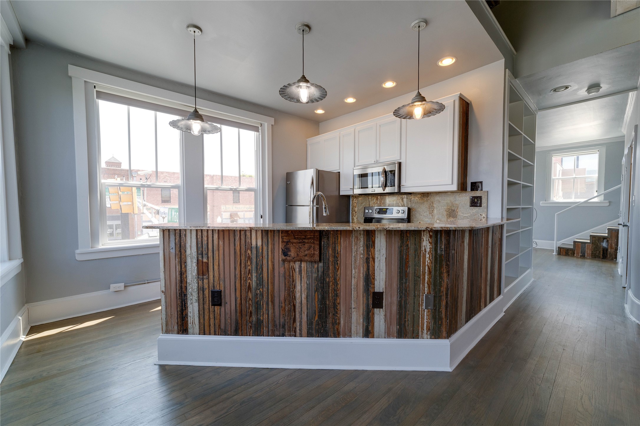 703 W Magnolia Avenue Fort Worth TX 76104