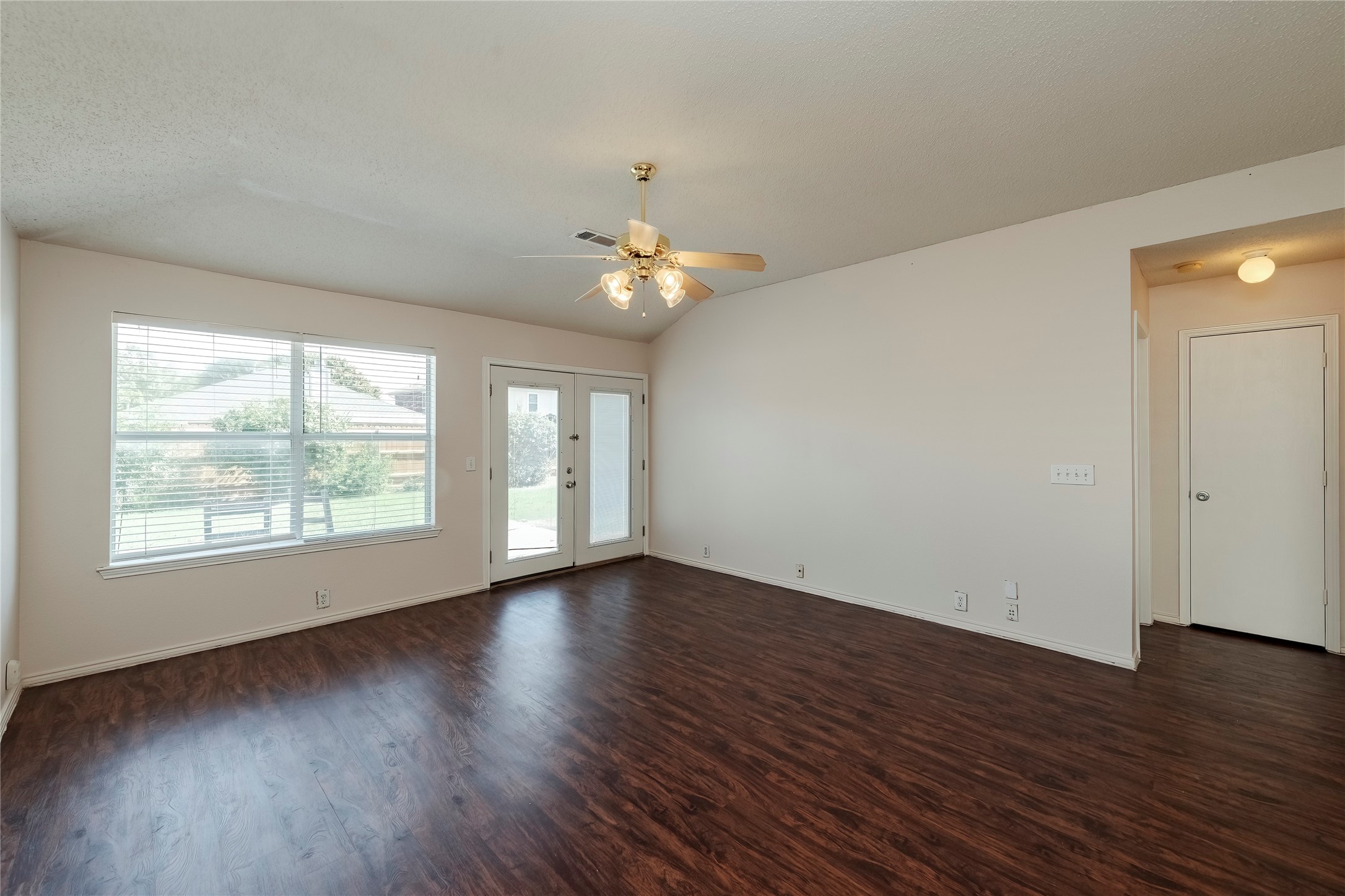 204 Waterwood Drive Wylie TX 75098