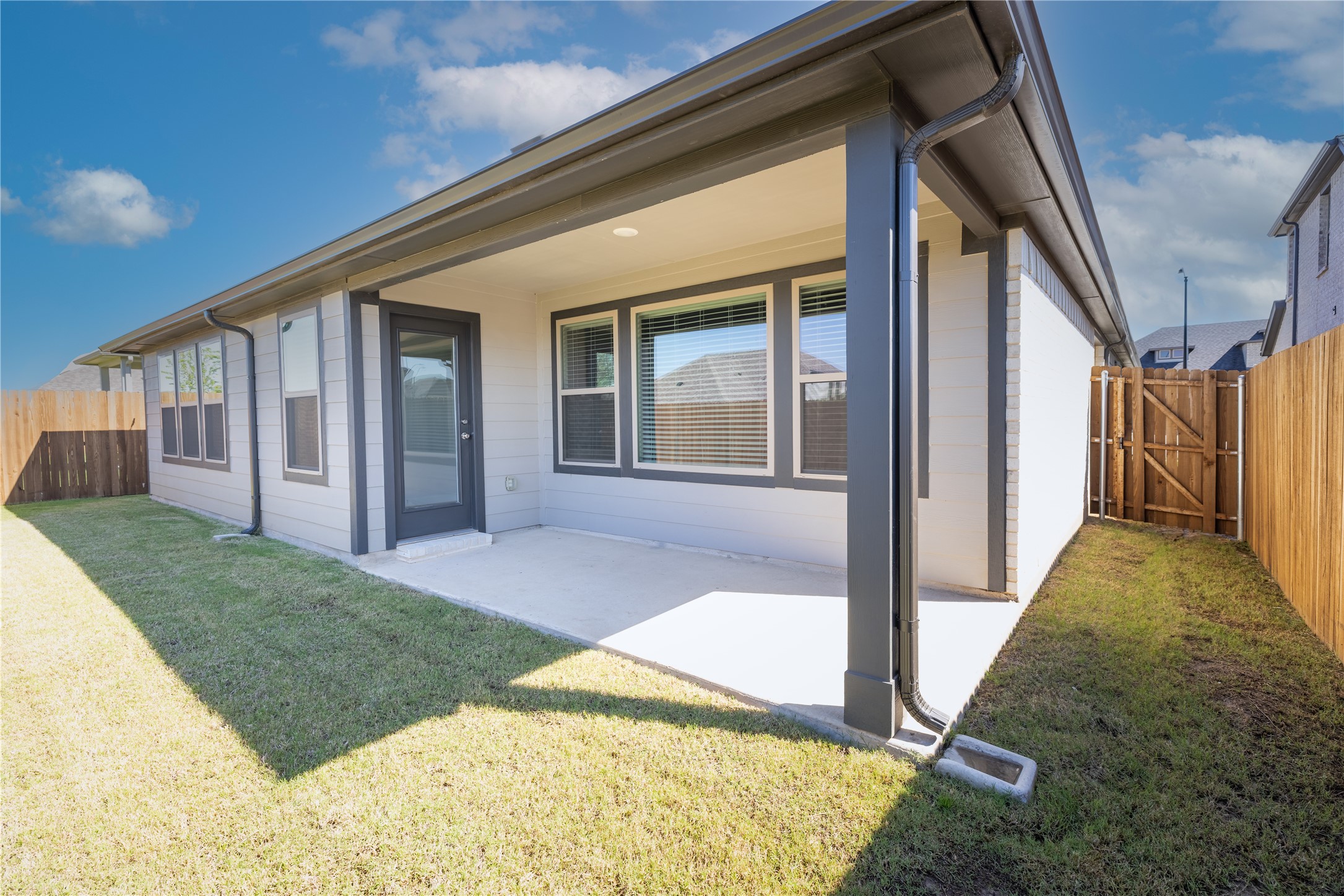 6732 Denim Drive Fort Worth TX 76036