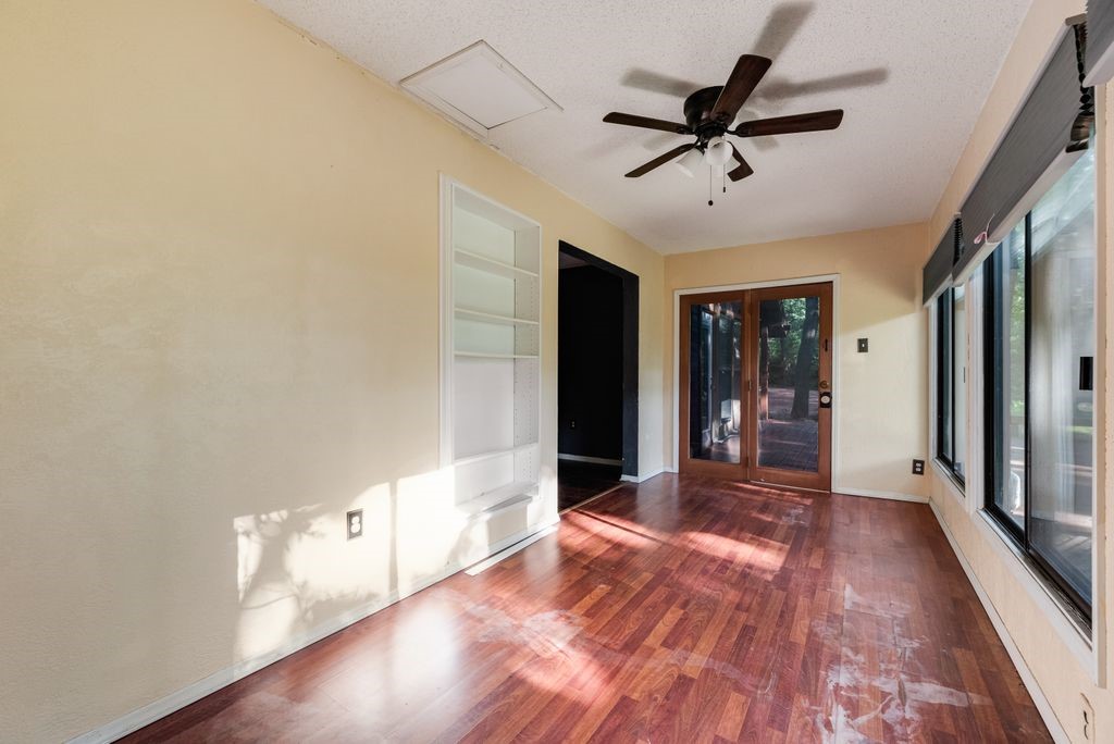 7425 Us 287 Highway Arlington TX 76001