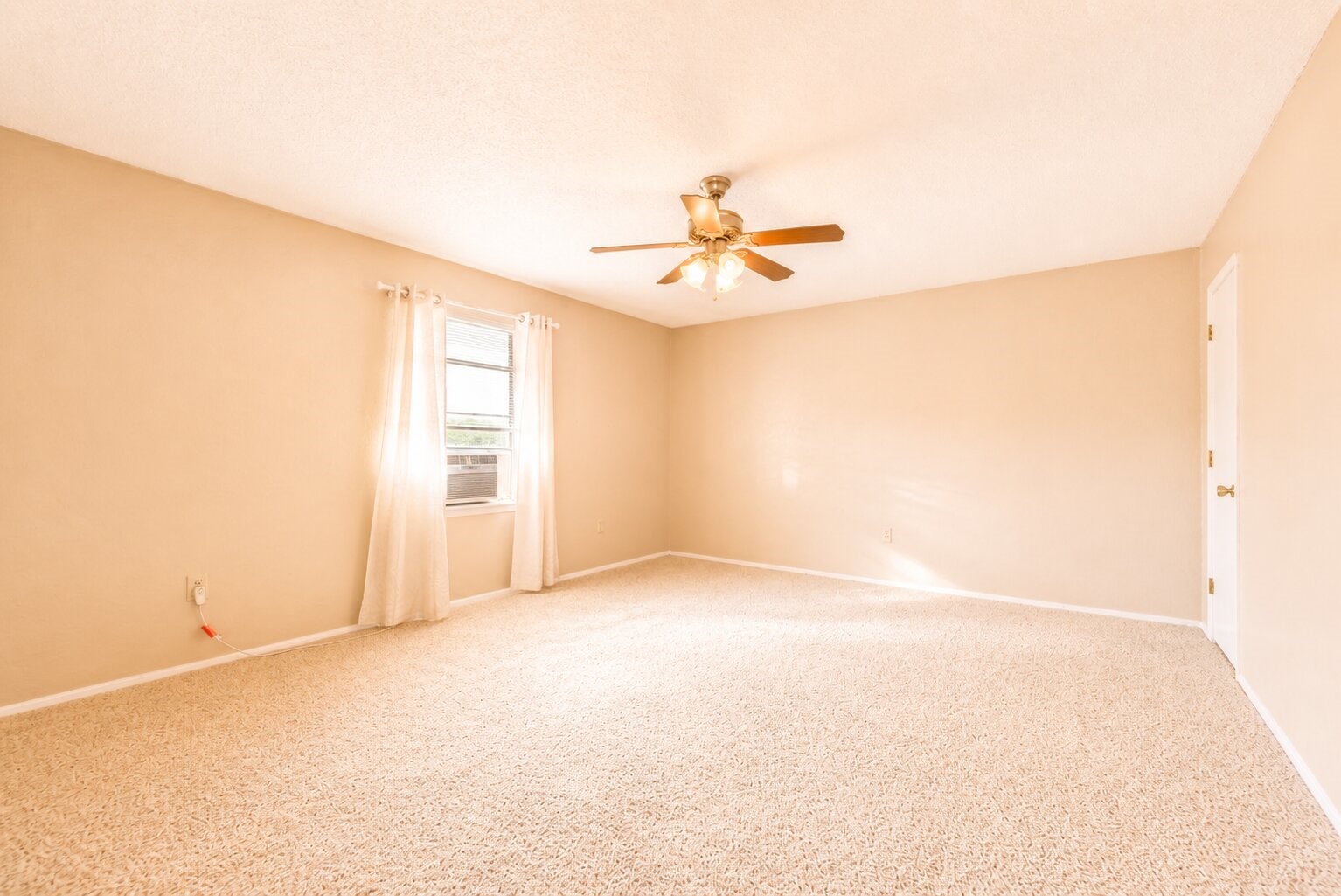 7425 Us 287 Highway Arlington TX 76001