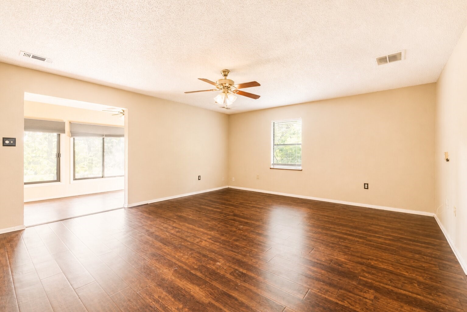 7425 Us 287 Highway Arlington TX 76001
