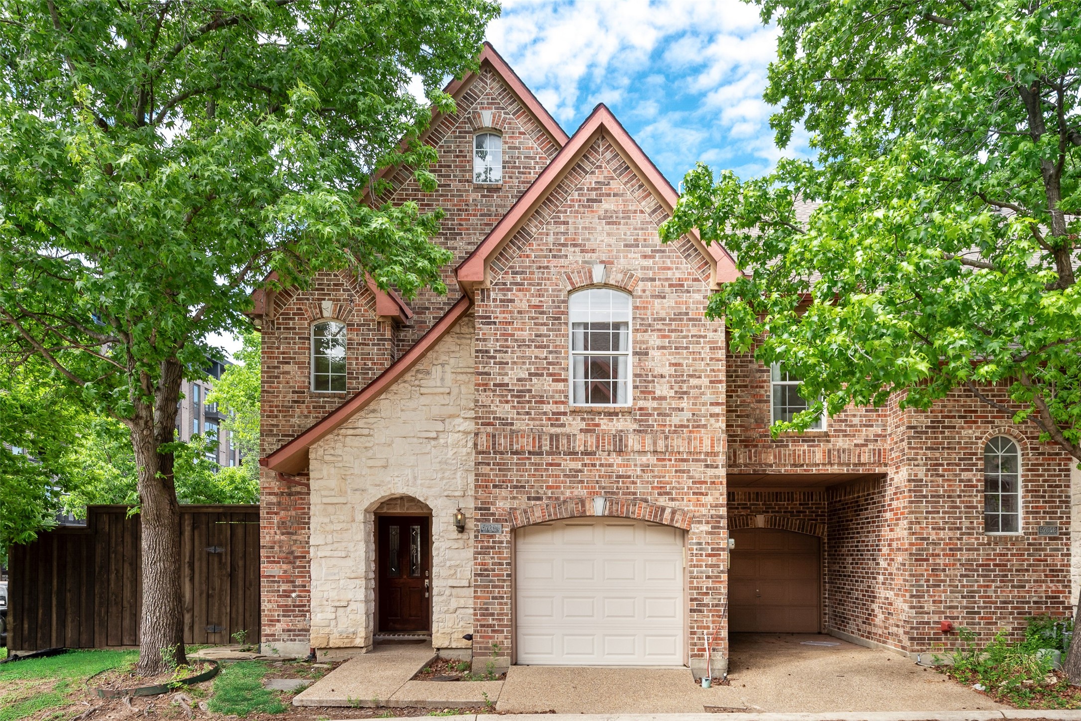 5735 Richmond Avenue Dallas TX 75206