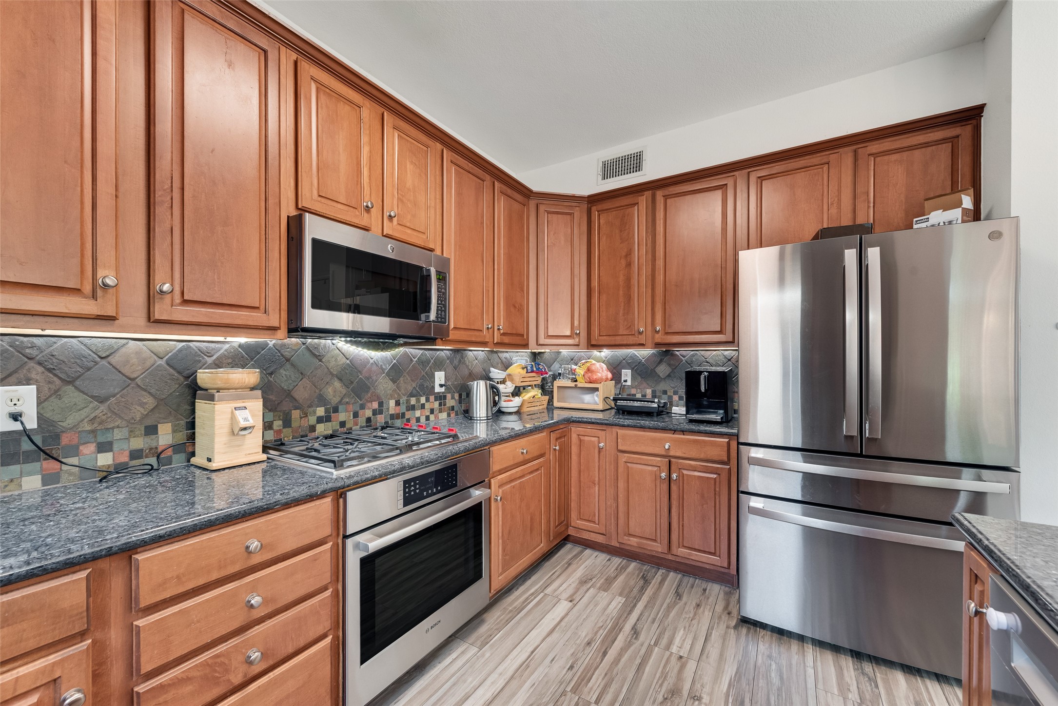 5735 Richmond Avenue Dallas TX 75206