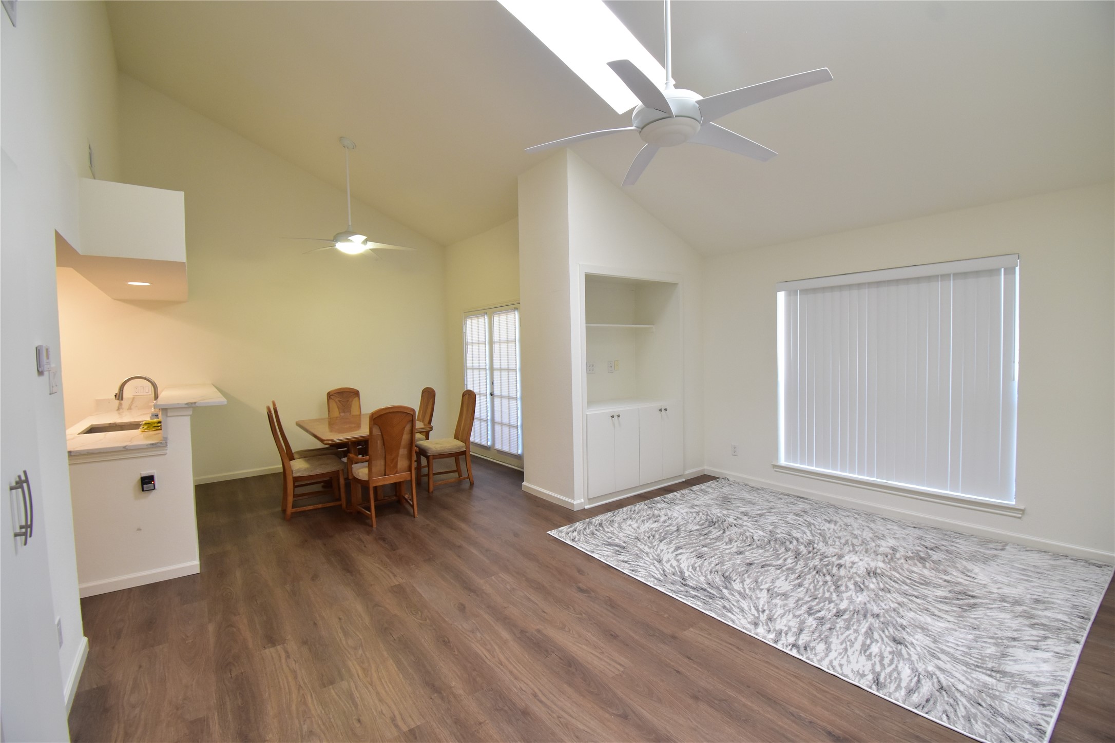 7525 Holly Hill Drive Dallas TX 75231