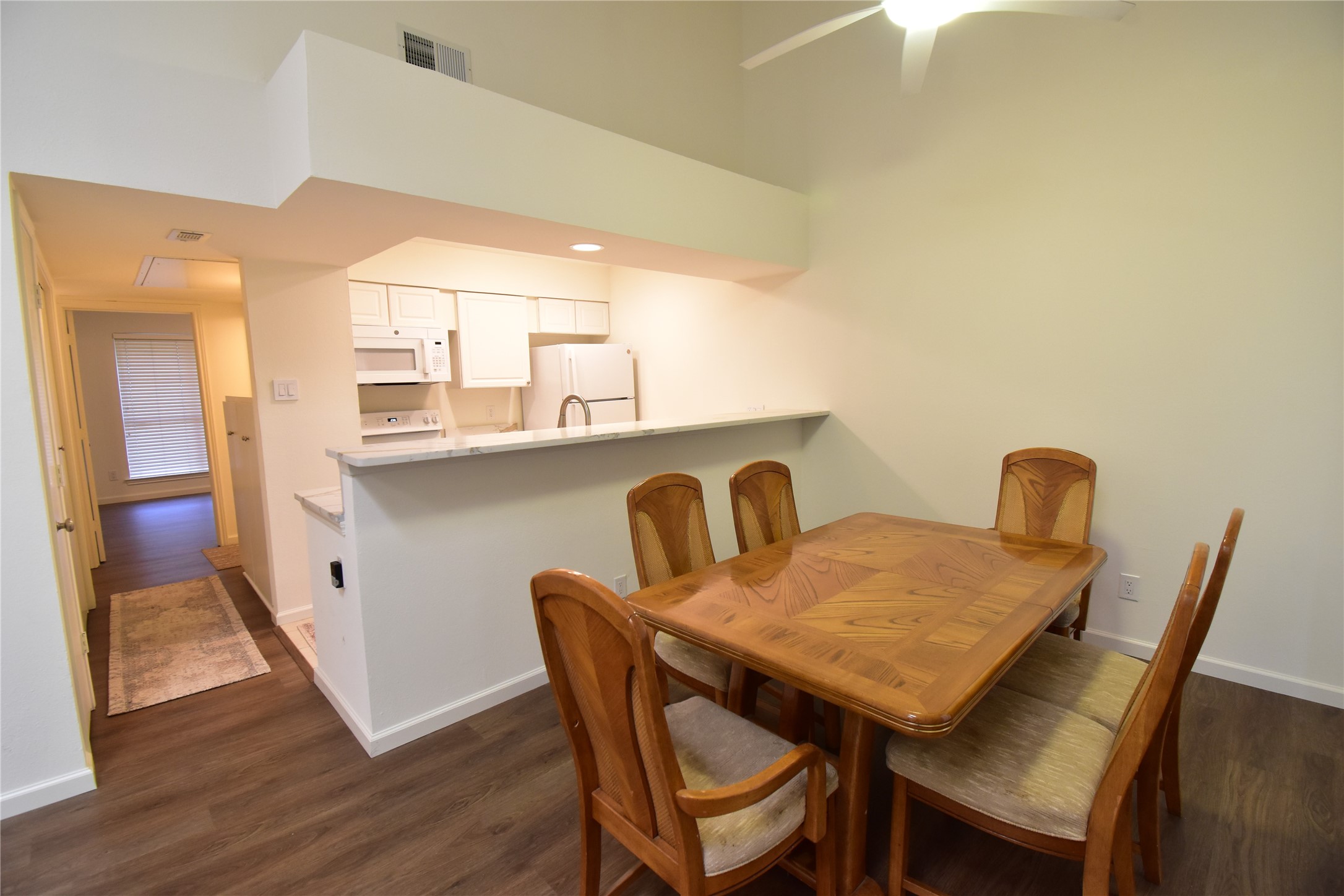 7525 Holly Hill Drive Dallas TX 75231