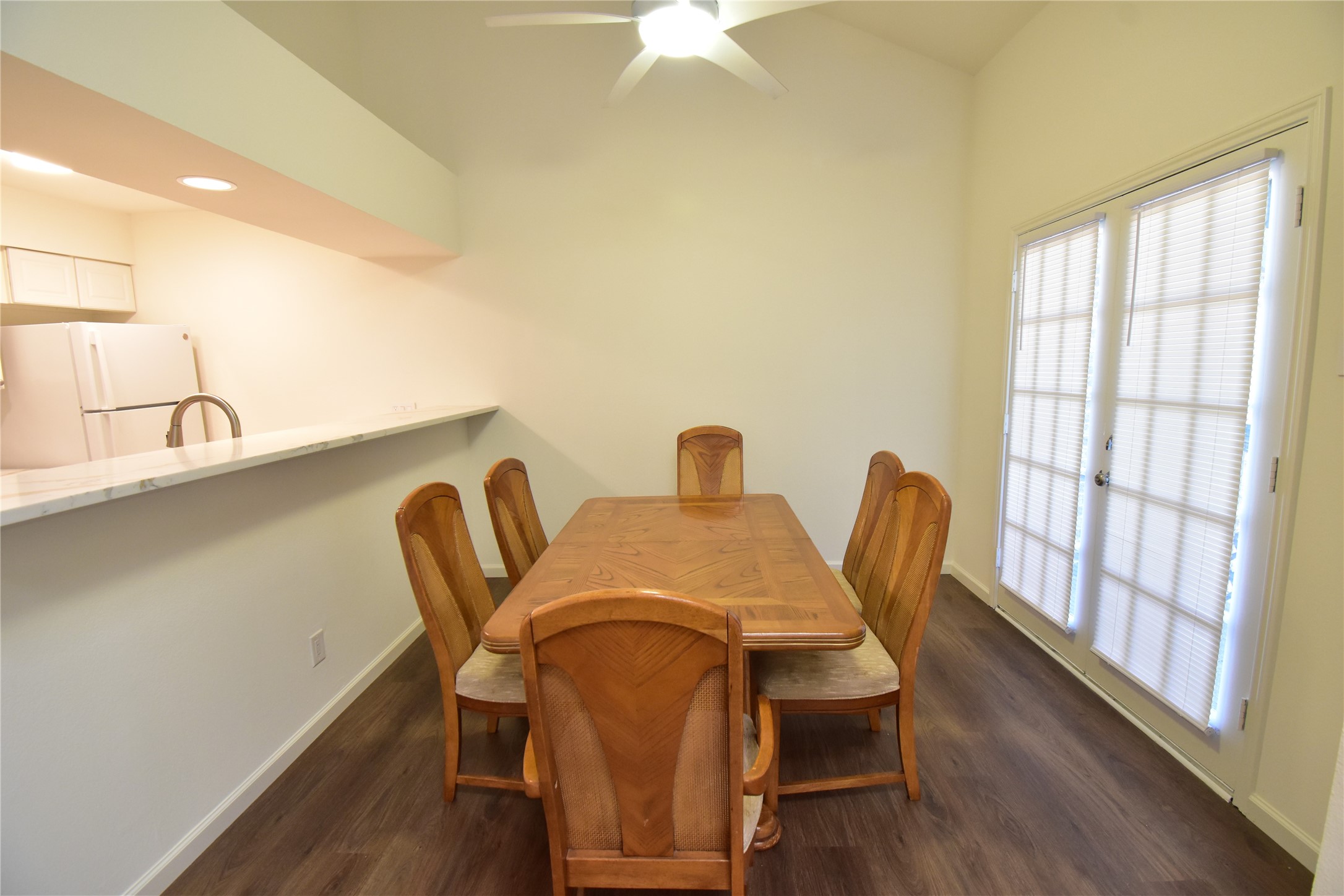 7525 Holly Hill Drive Dallas TX 75231