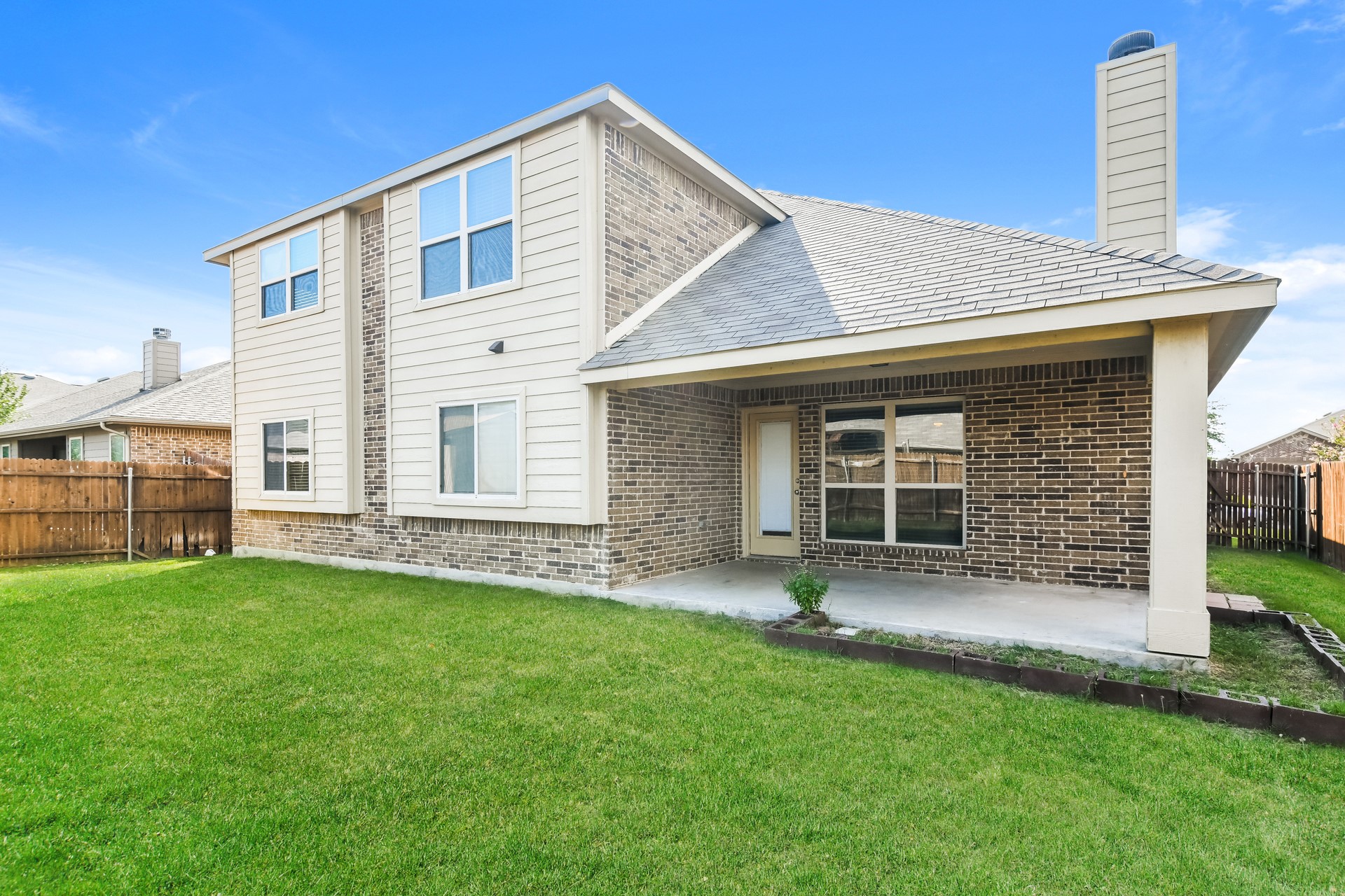 826 Graham Drive Burleson TX 76028