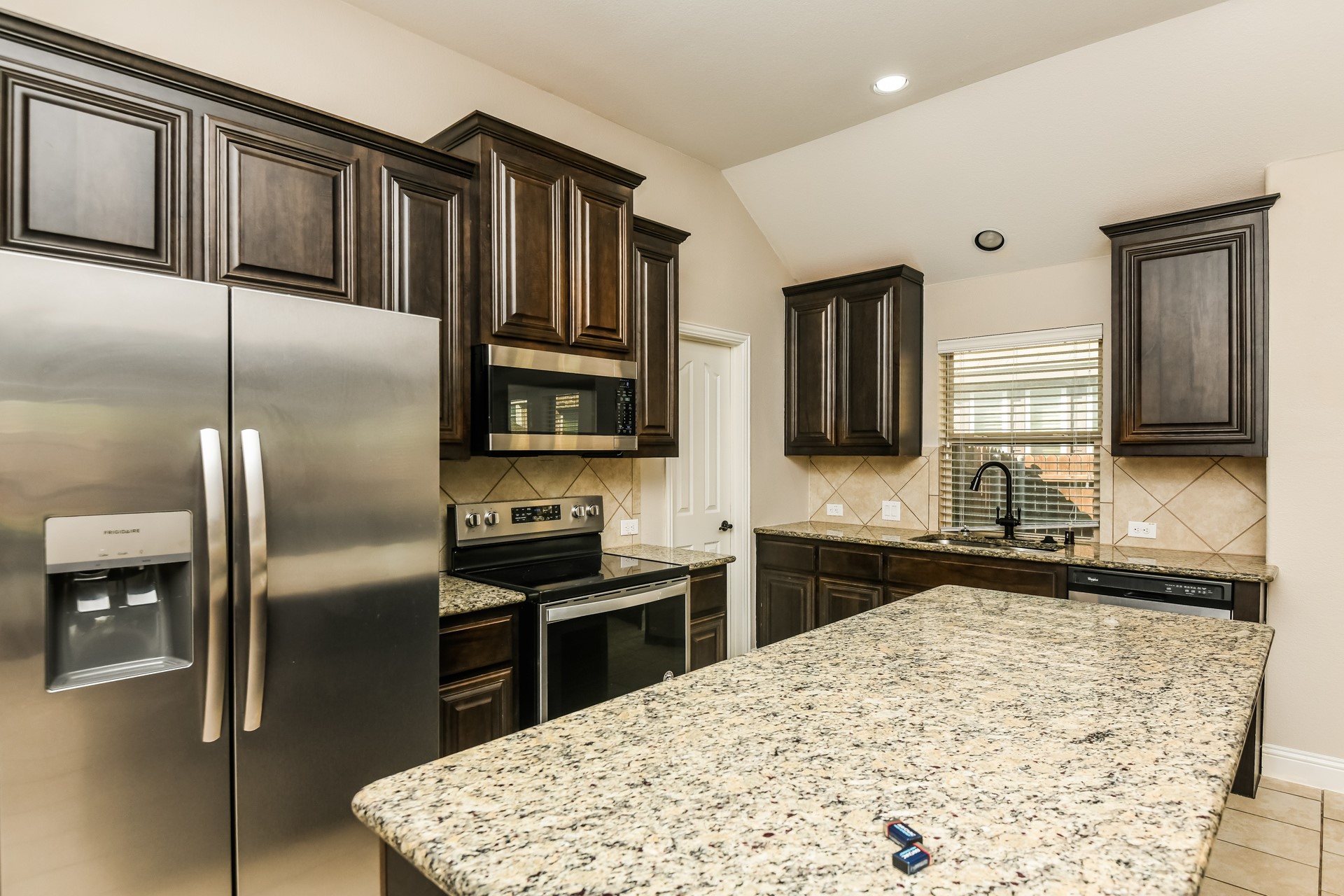 826 Graham Drive Burleson TX 76028
