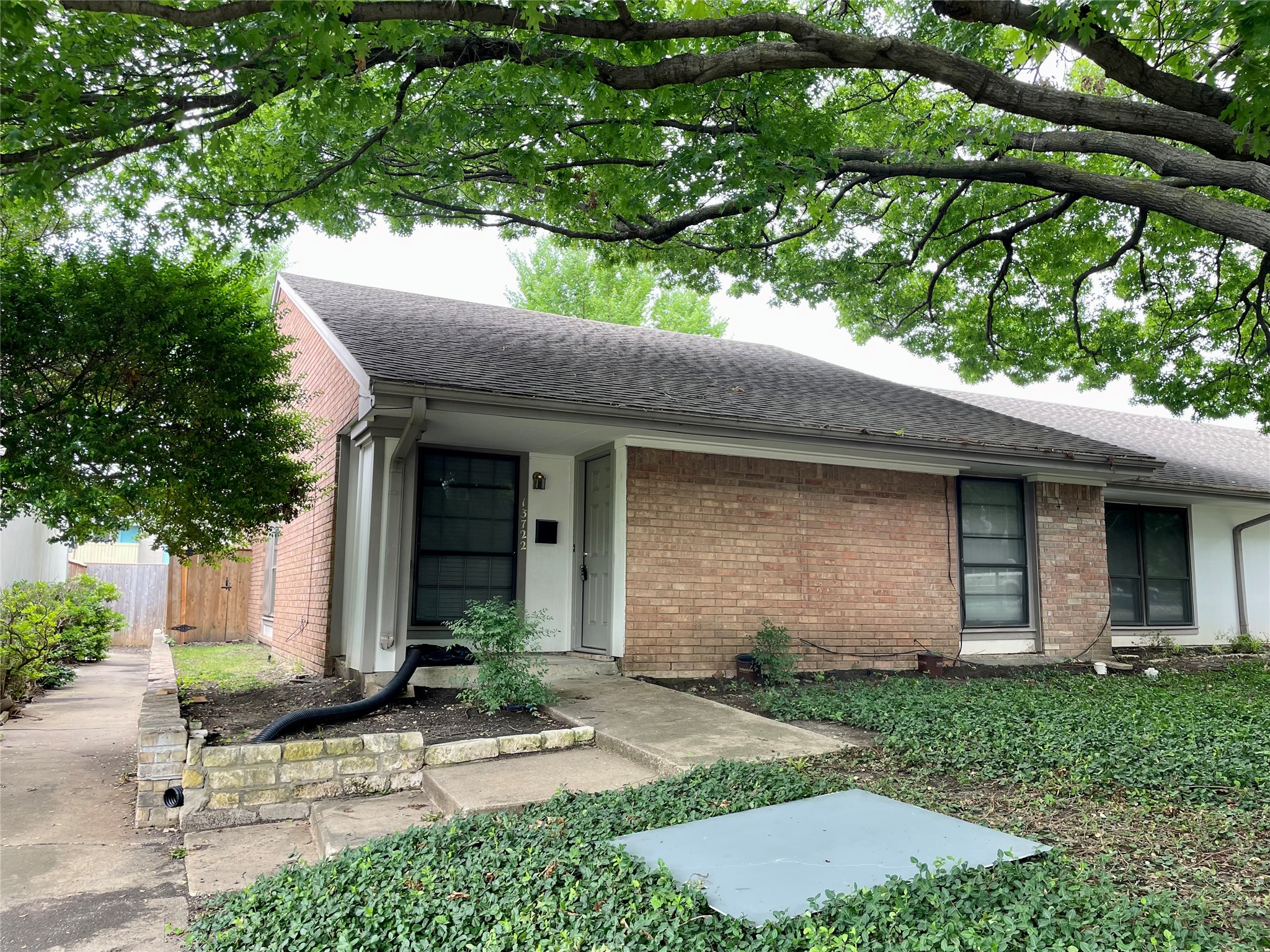 13722 Flagstone Lane Dallas TX 75240