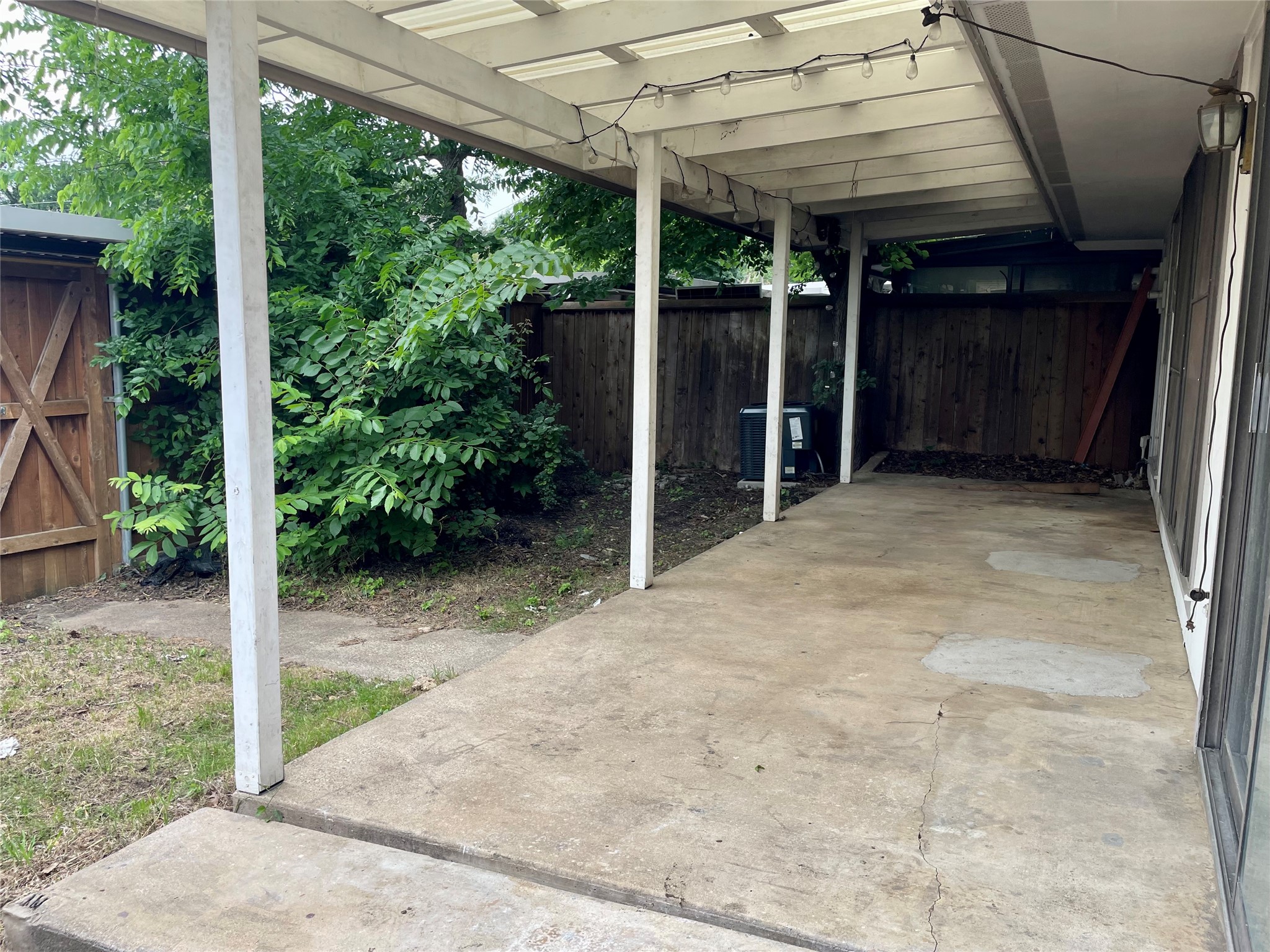 13722 Flagstone Lane Dallas TX 75240