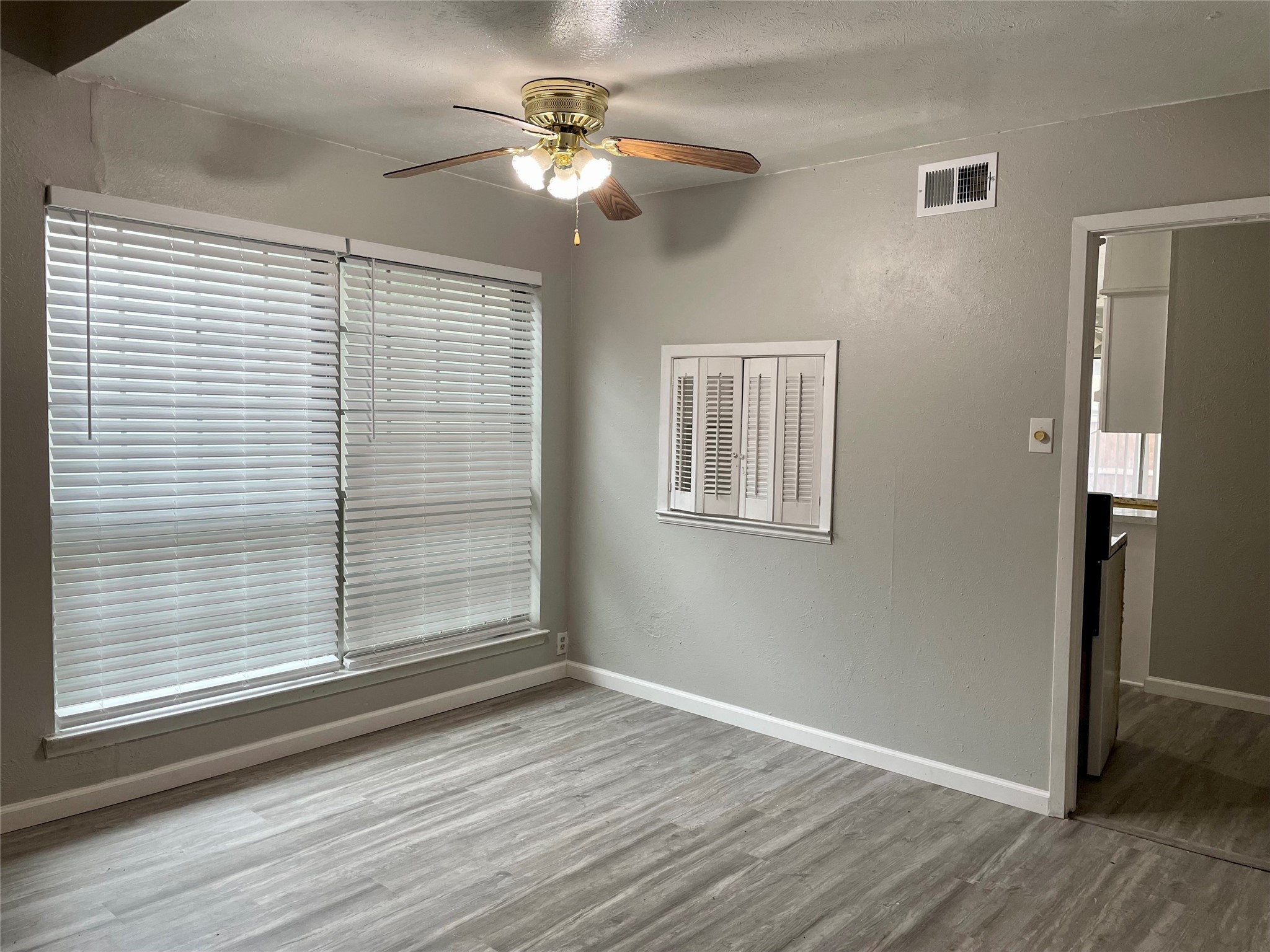 13722 Flagstone Lane Dallas TX 75240