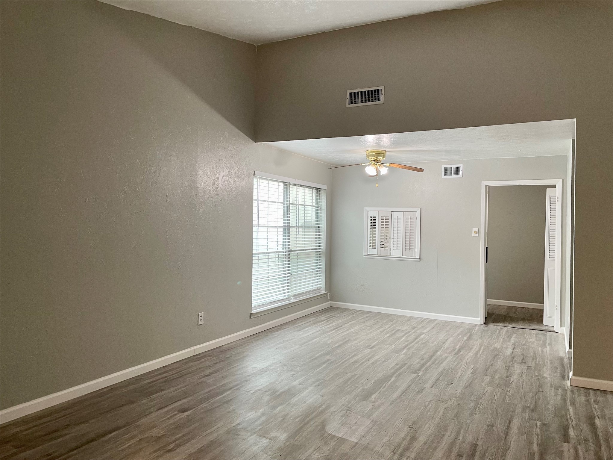 13722 Flagstone Lane Dallas TX 75240