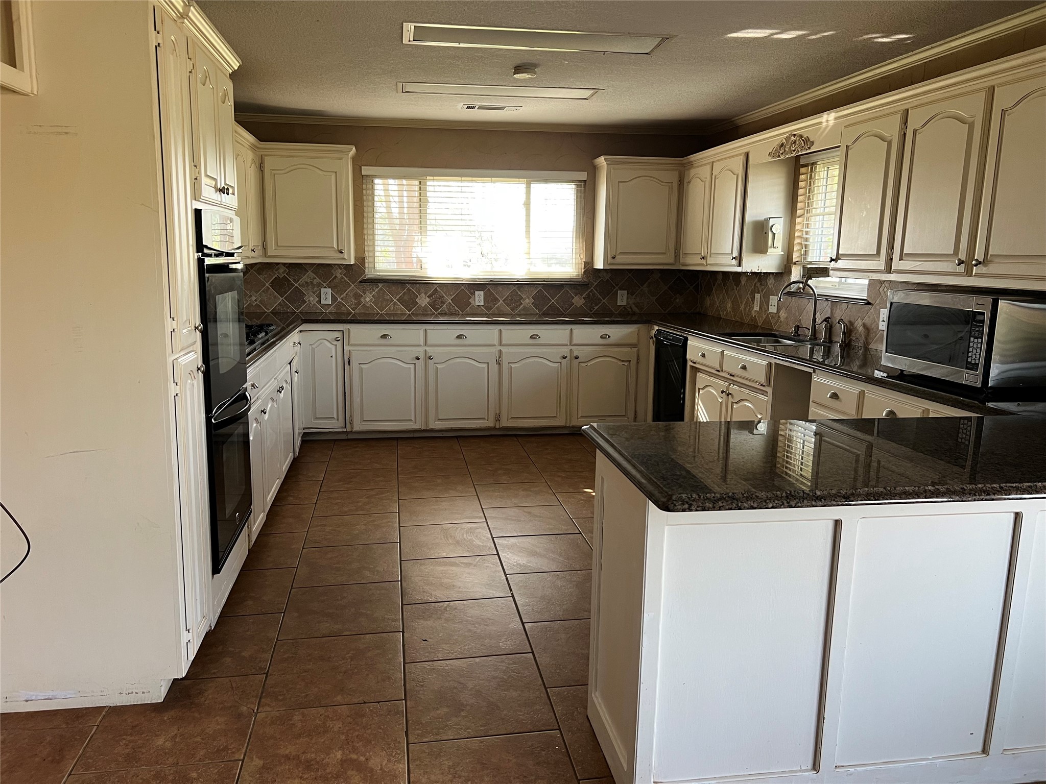 251 S 2nd Street Princeton TX 75407