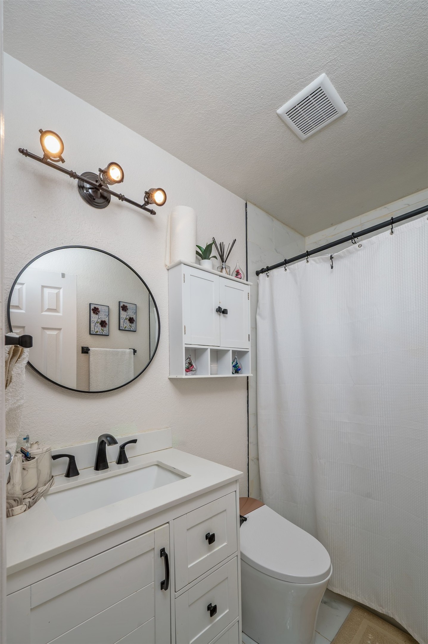 5925 Legend Lane The Colony TX 75056
