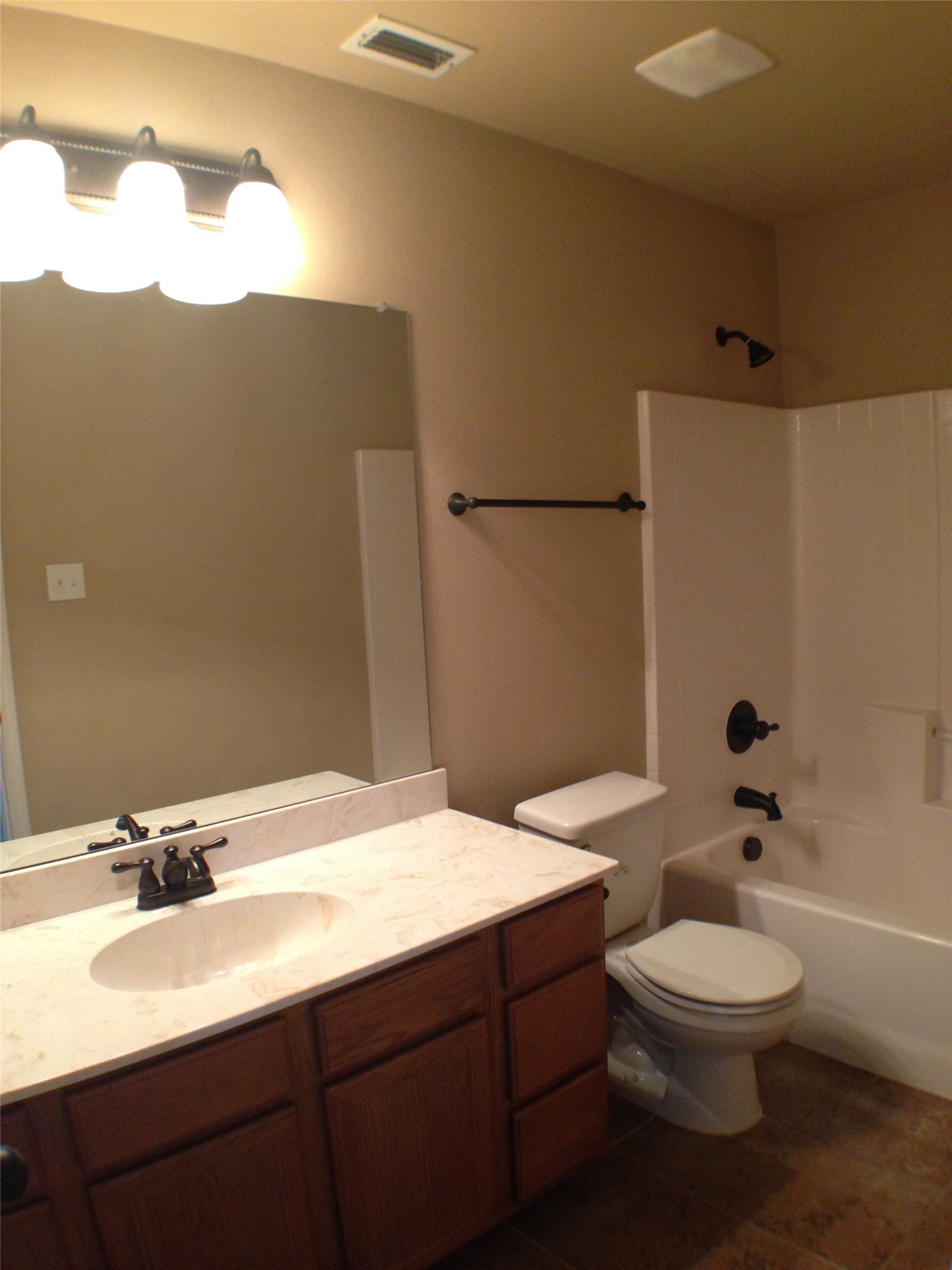 2304 Wood River Parkway Mansfield TX 76063