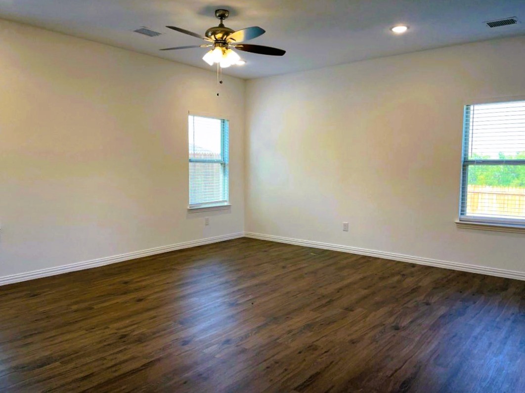 114 Providence Avenue Farmersville TX 75442