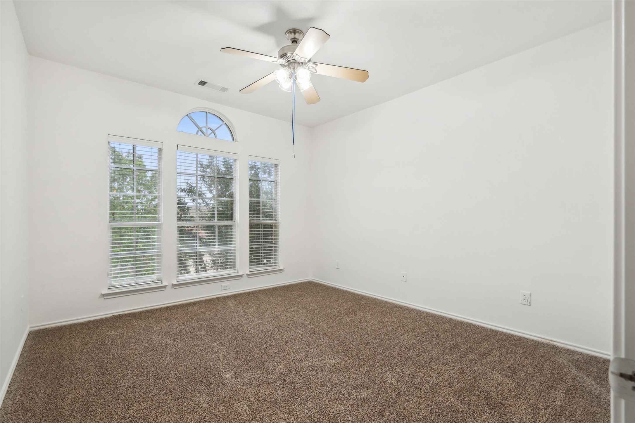 5841 Pearl Oyster Lane Fort Worth TX 76179