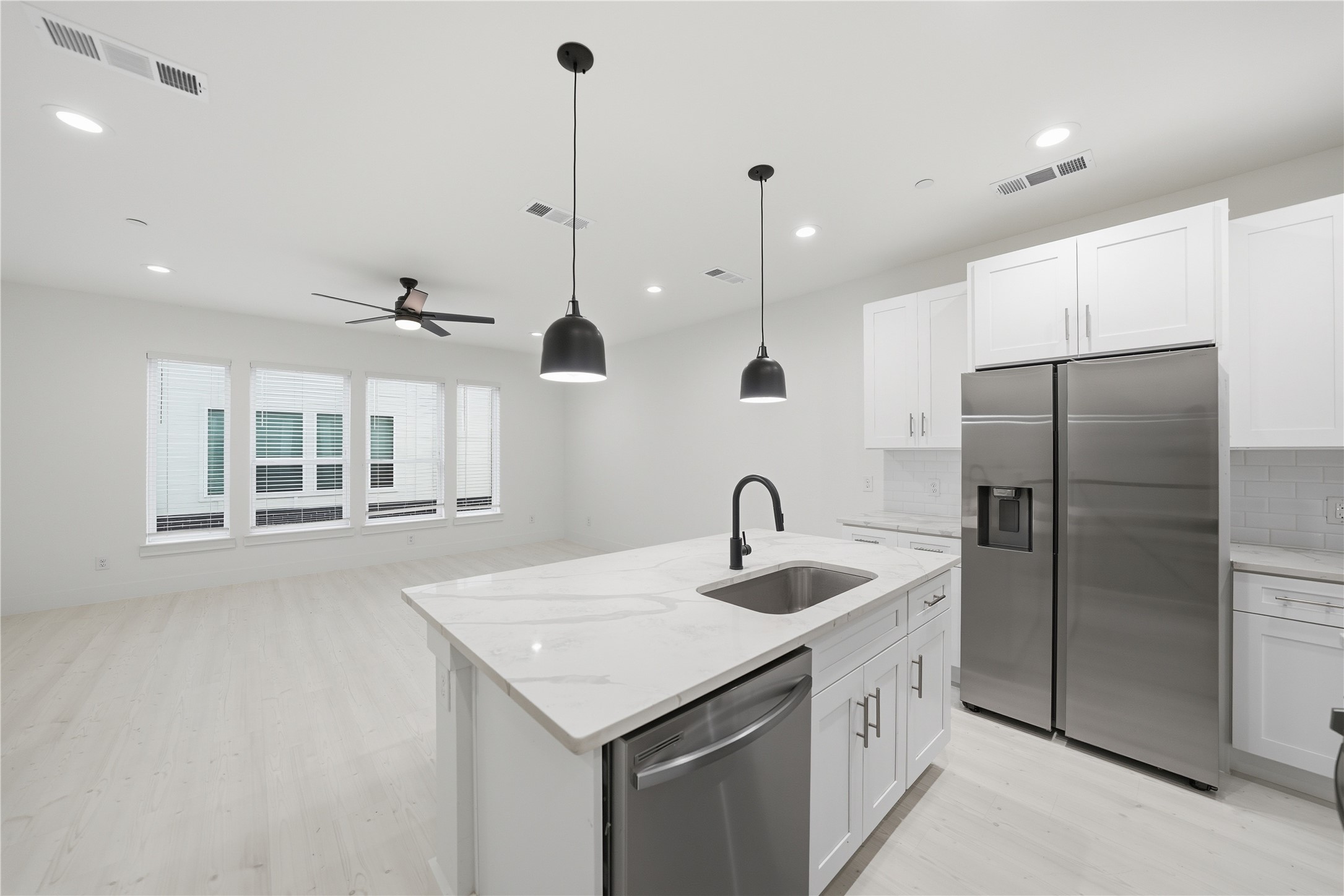 7207 Mohawk Drive Dallas TX 75235