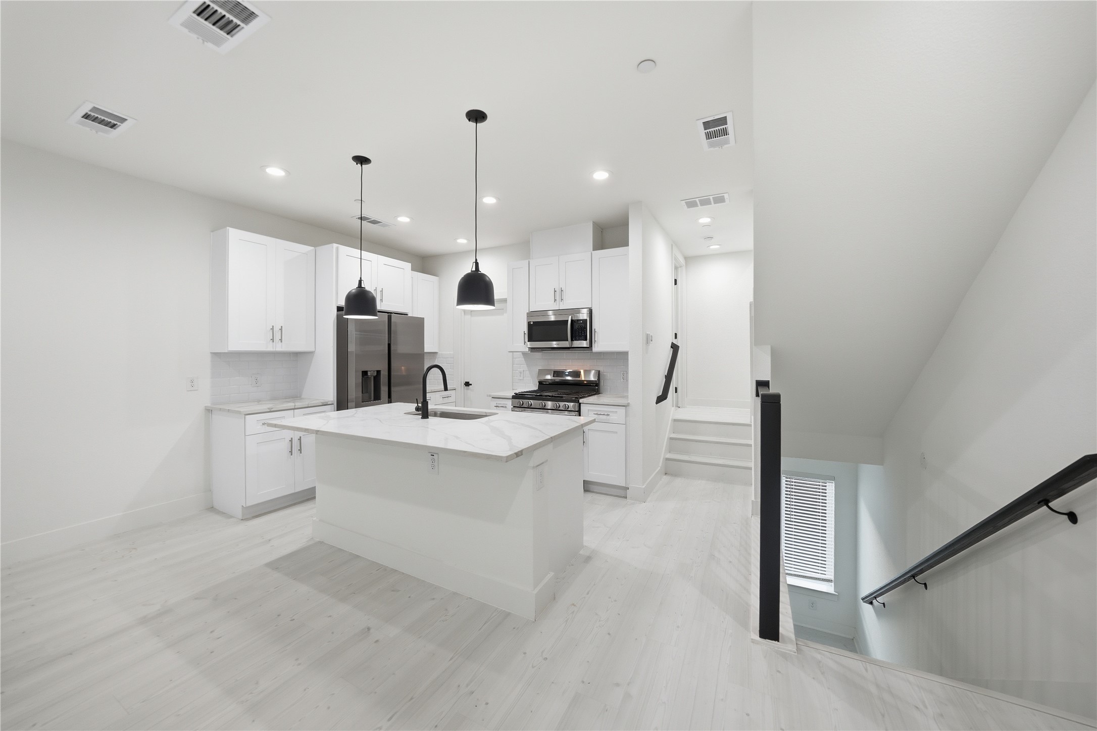7207 Mohawk Drive Dallas TX 75235