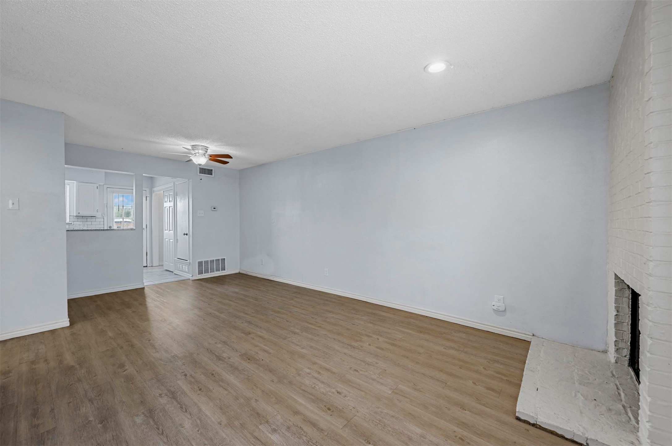 2810 Wimbledon Court Garland TX 75041