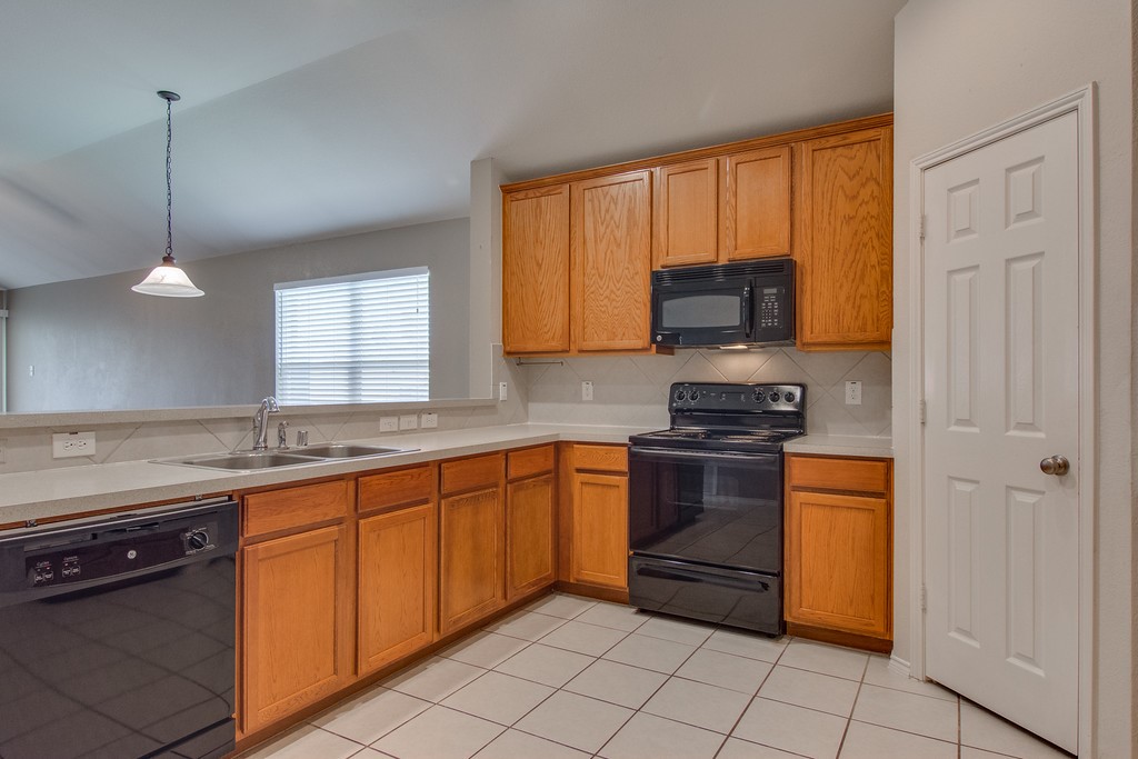 12524 Panorama Drive Fort Worth TX 76028