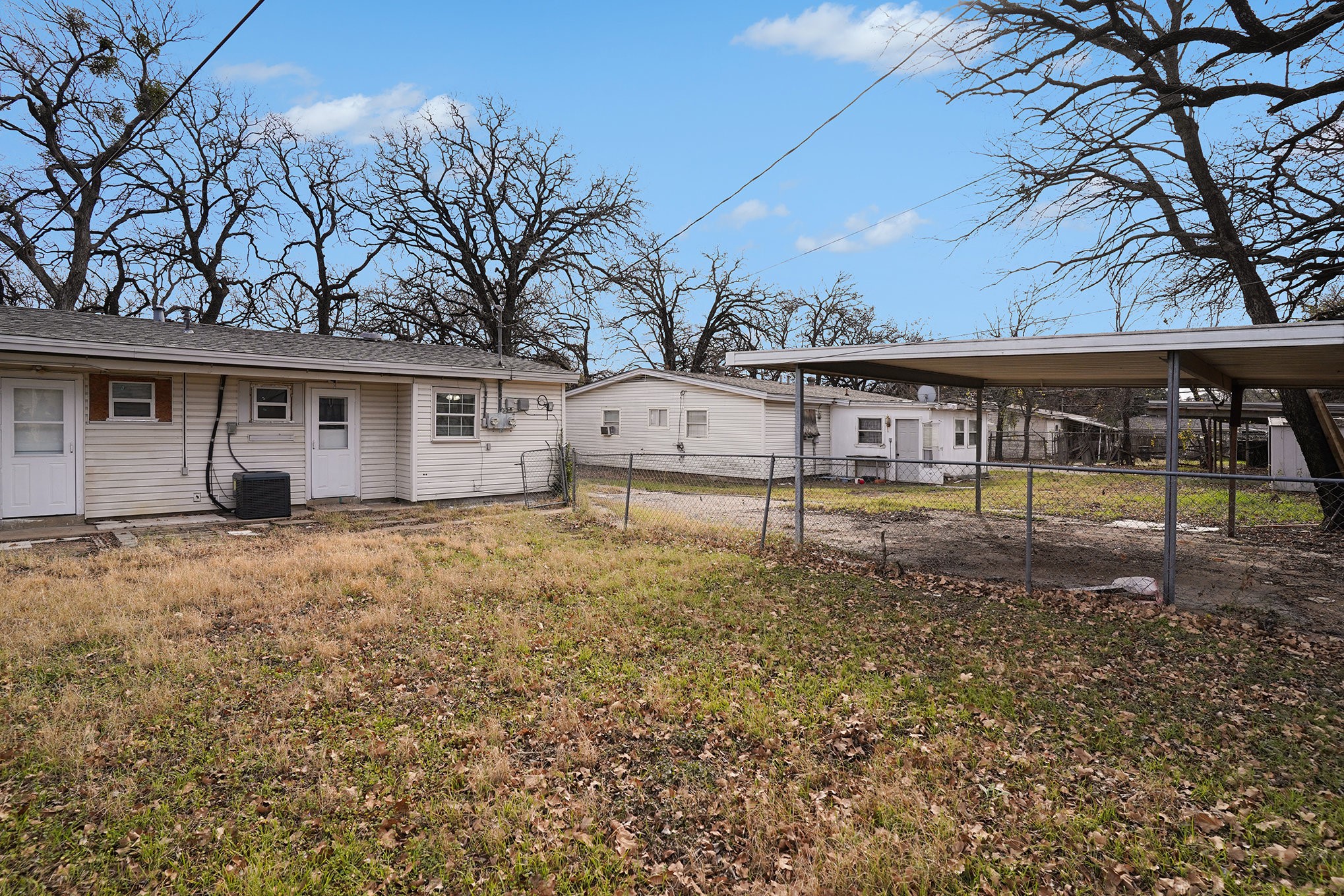 2209 Barbell Lane Fort Worth TX 76111