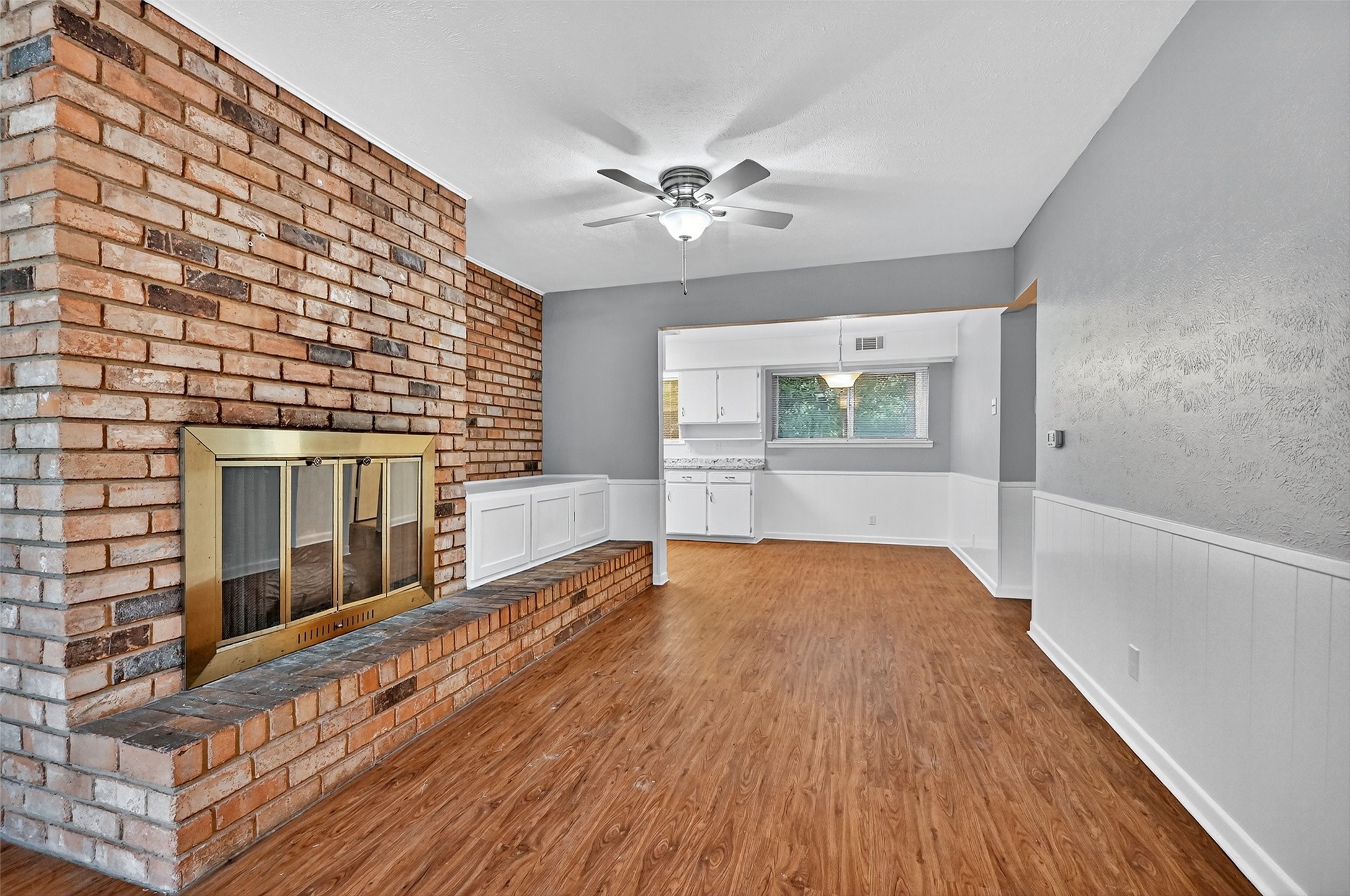 105 E Ford Street Denison TX 75021