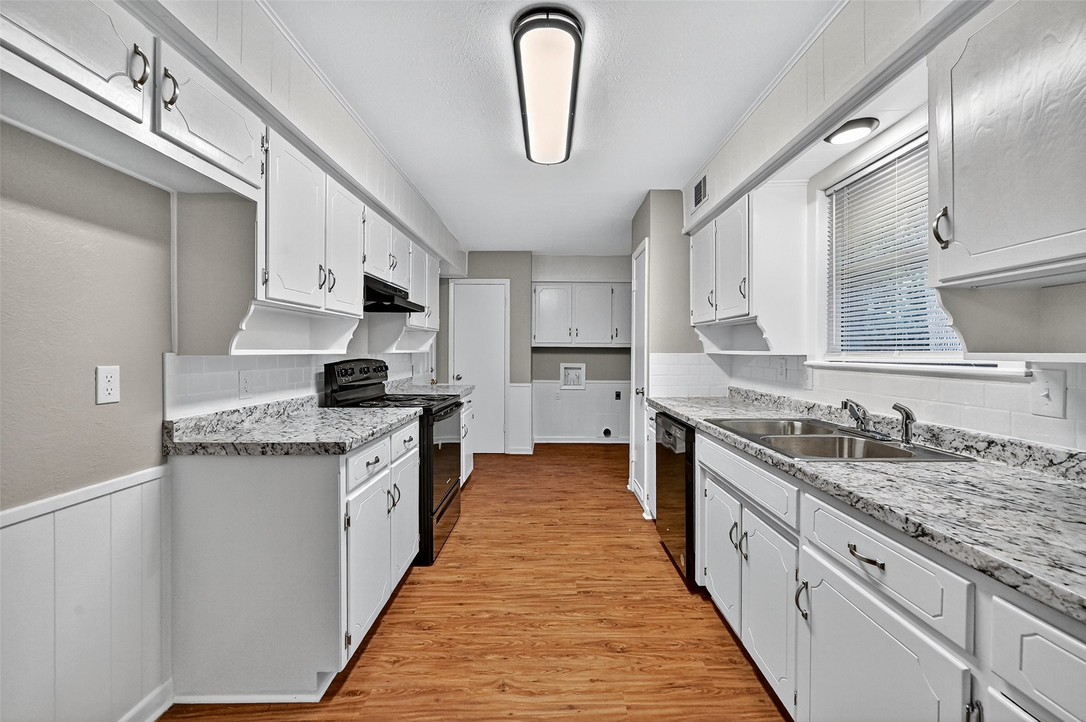 105 E Ford Street Denison TX 75021