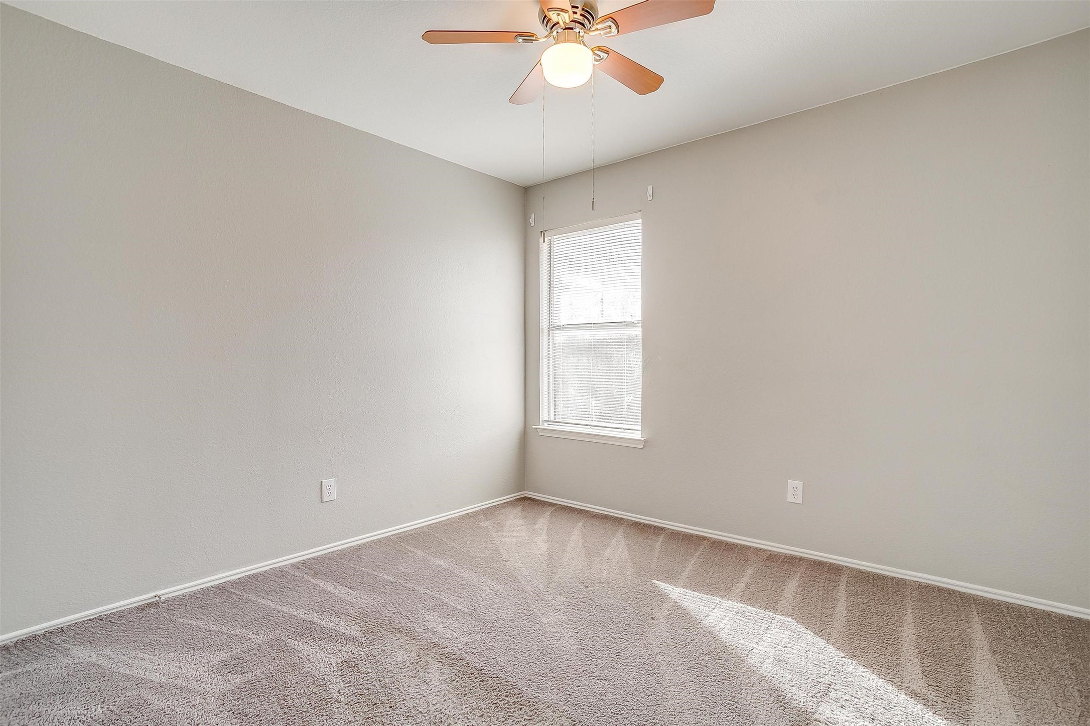 927 Simon Drive Cedar Hill TX 75104