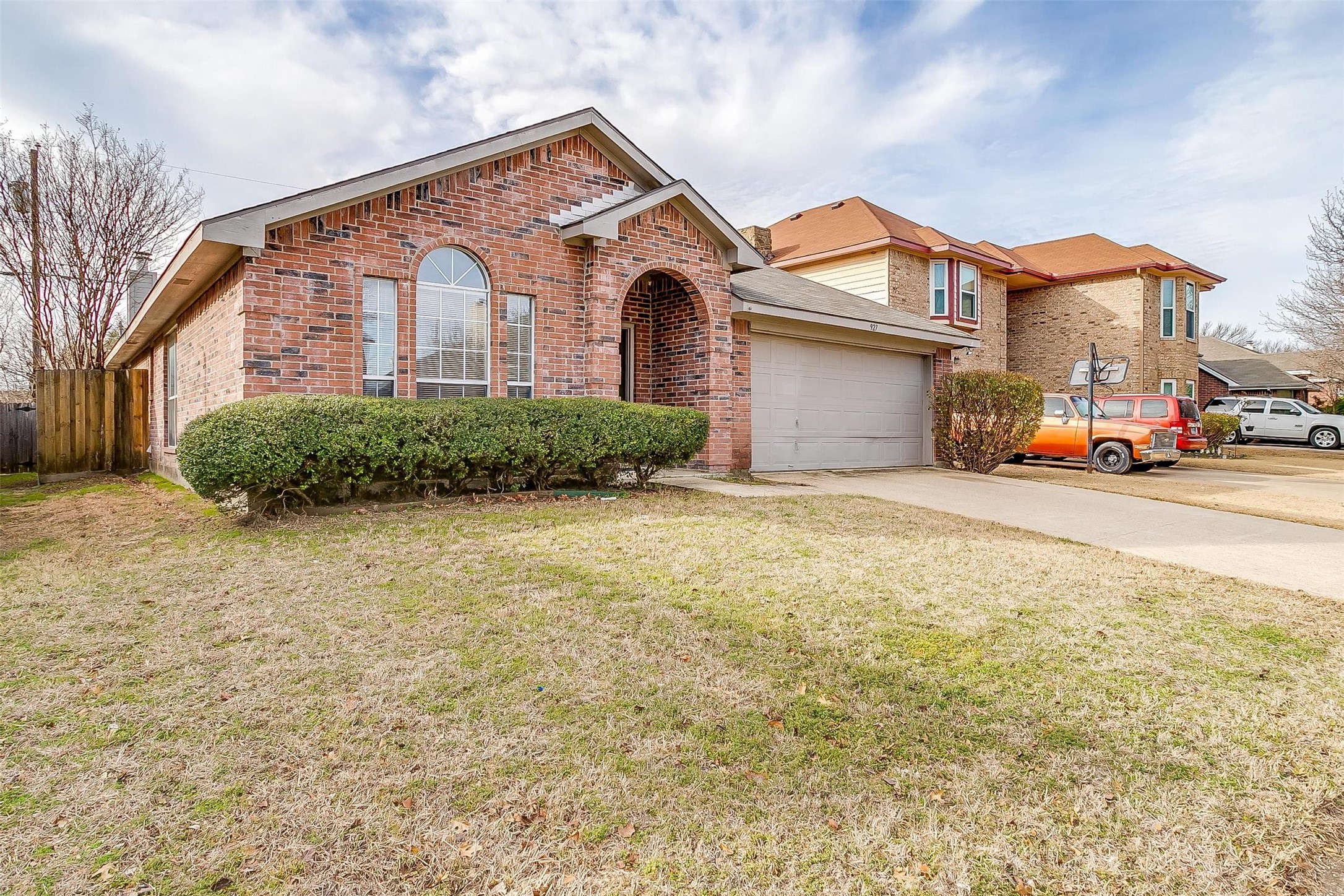 927 Simon Drive Cedar Hill TX 75104