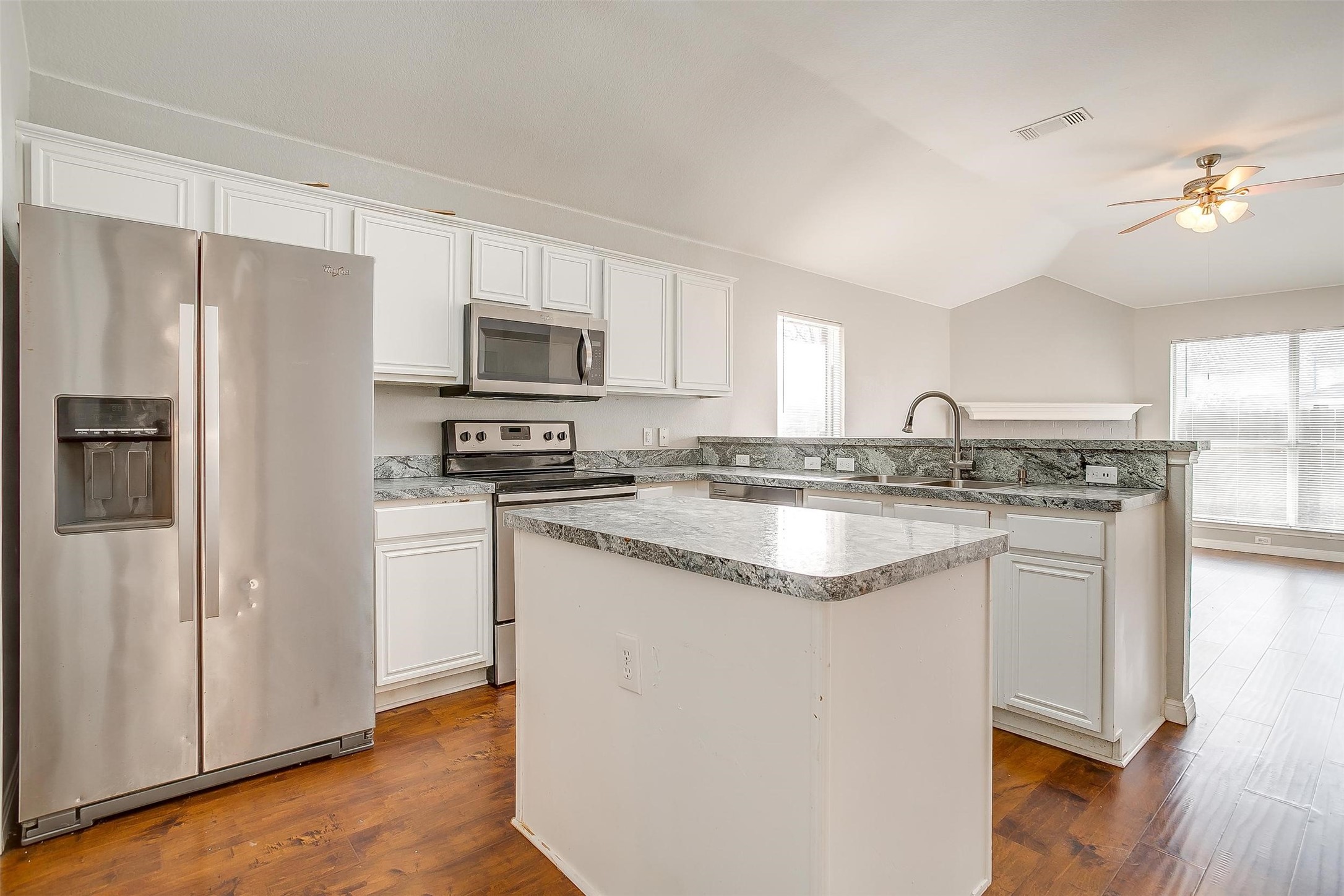 927 Simon Drive Cedar Hill TX 75104