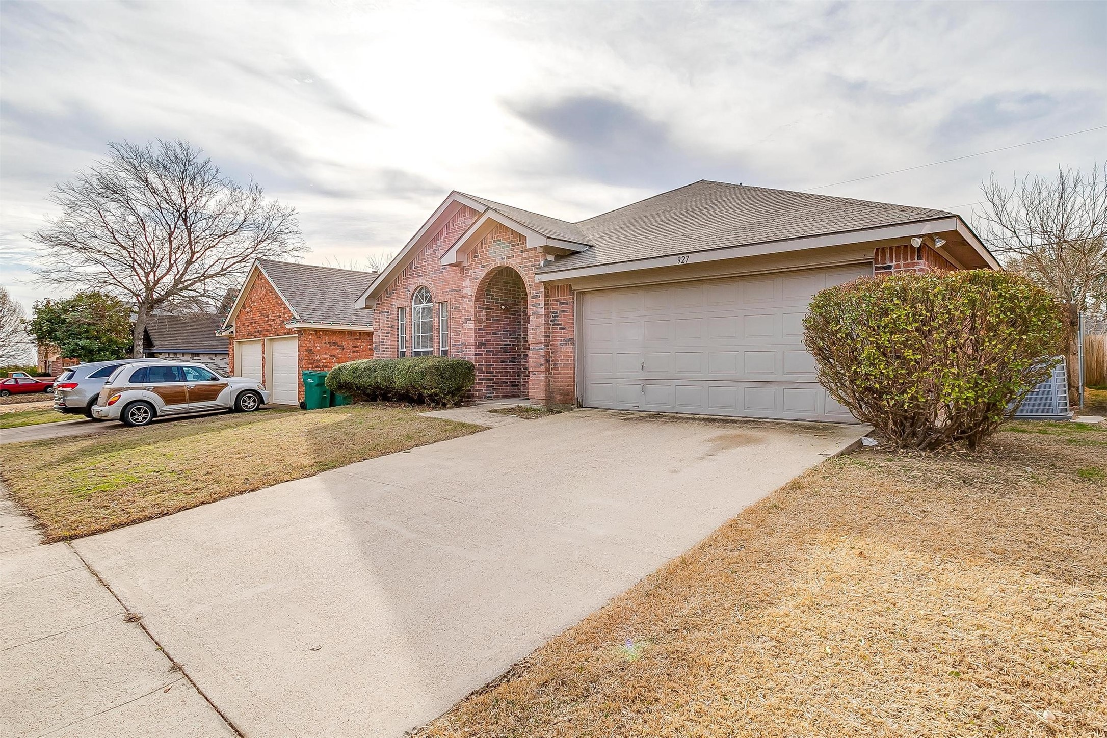 927 Simon Drive Cedar Hill TX 75104
