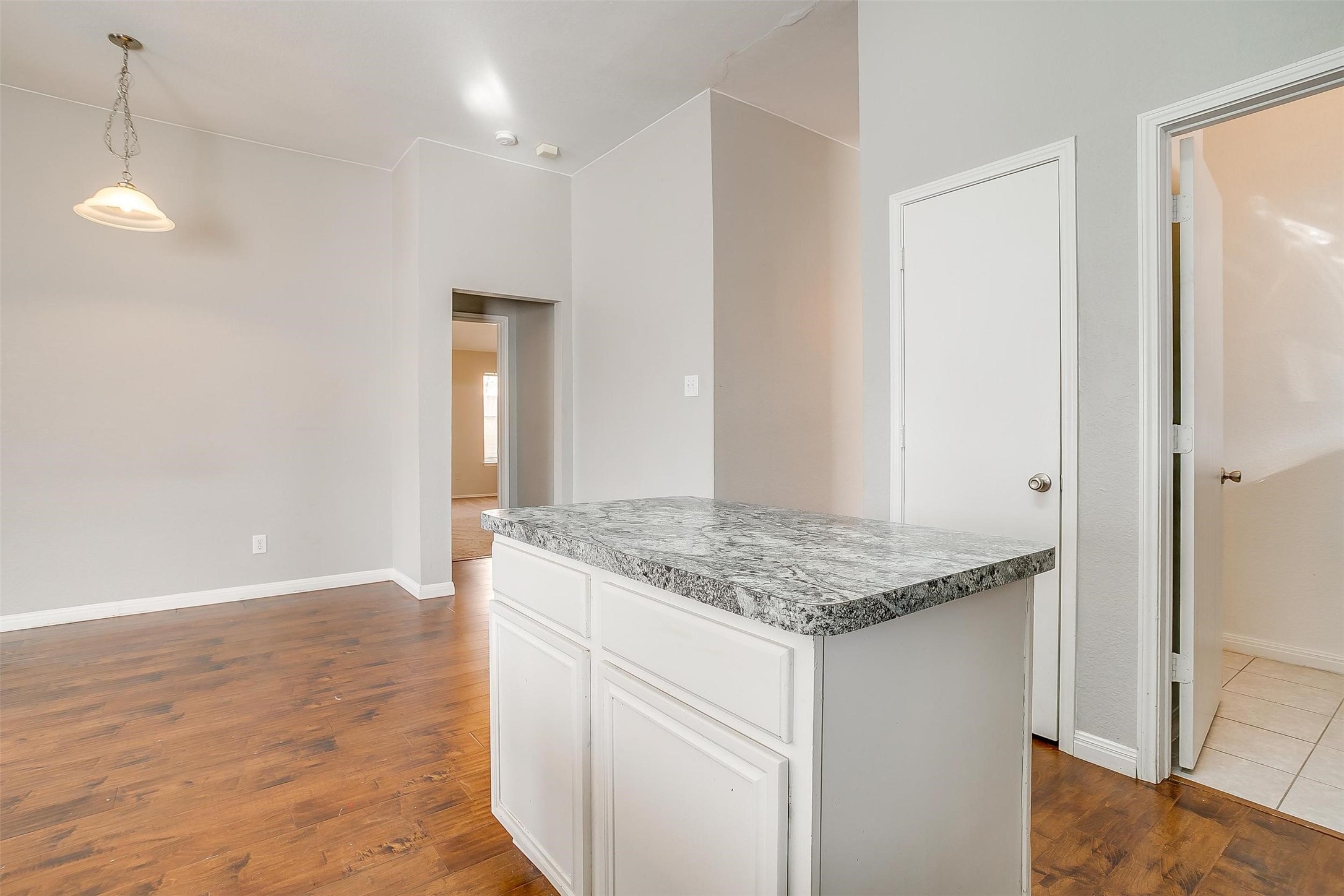 927 Simon Drive Cedar Hill TX 75104