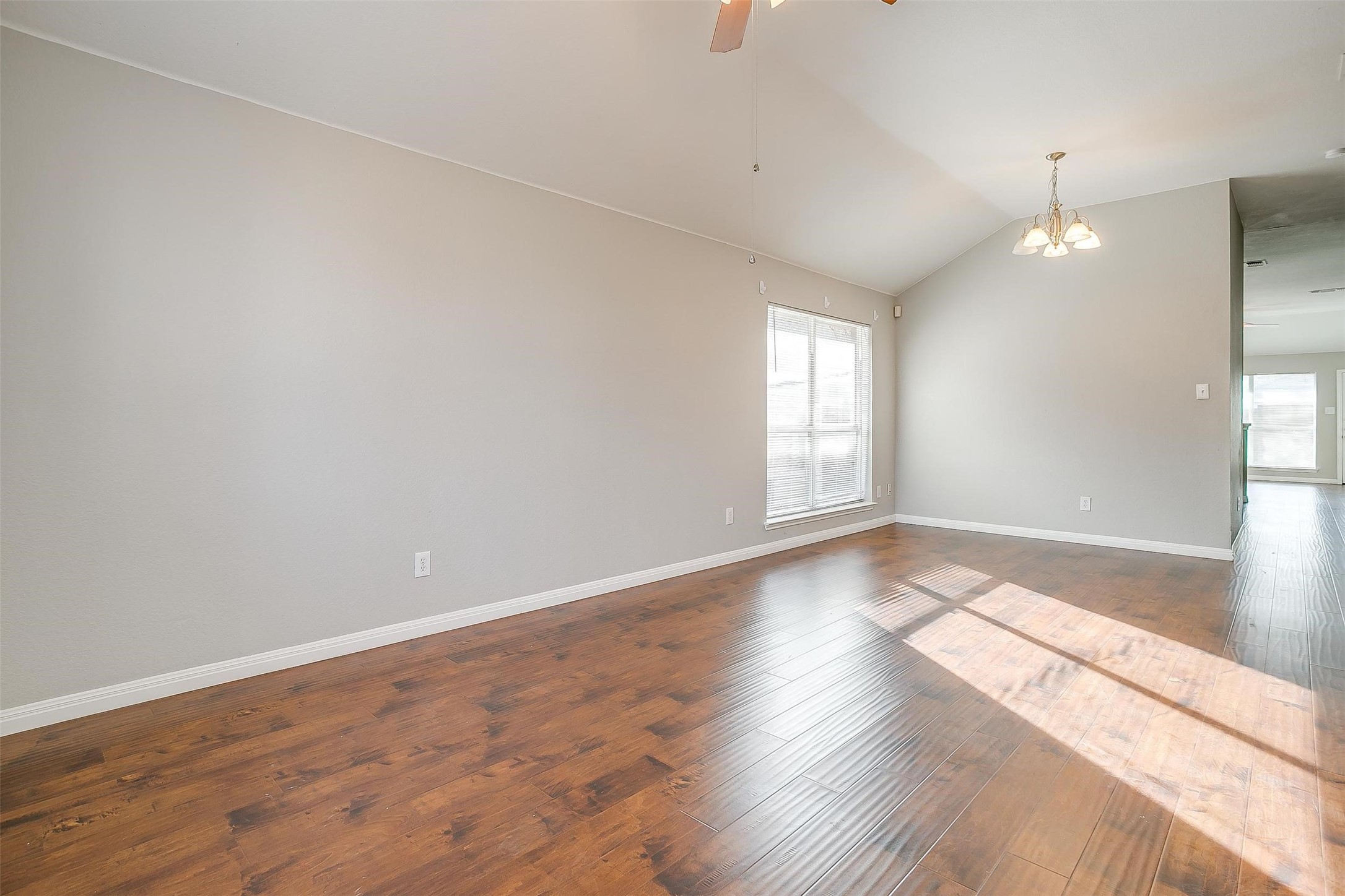 927 Simon Drive Cedar Hill TX 75104