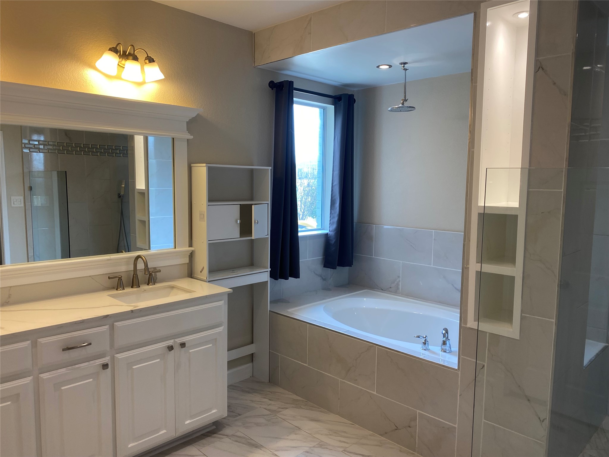 2920 Pinehurst Grand Prairie TX 75104