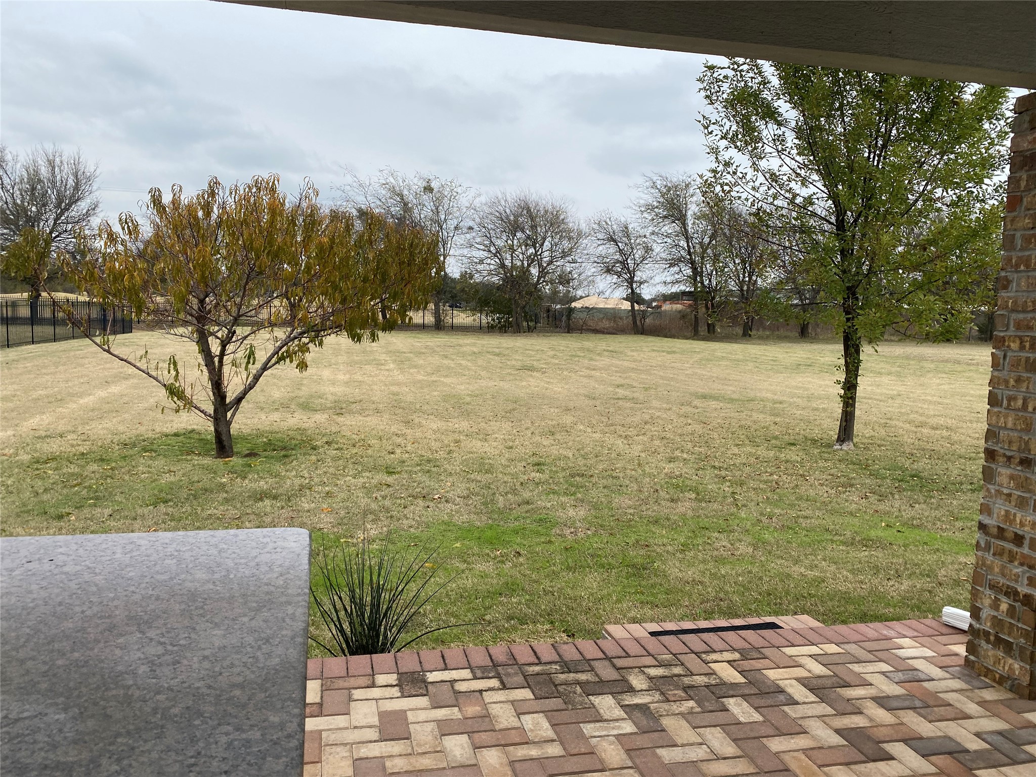 2920 Pinehurst Grand Prairie TX 75104