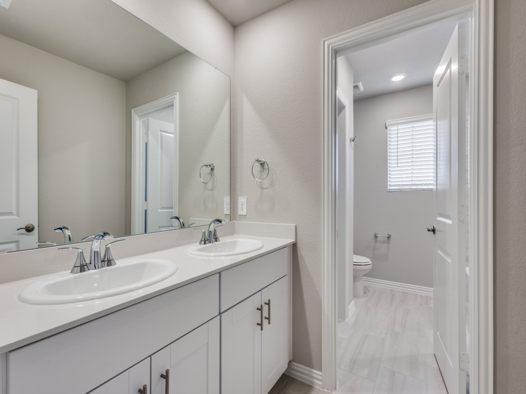 600 Midnight Oak Drive Mckinney TX 75069