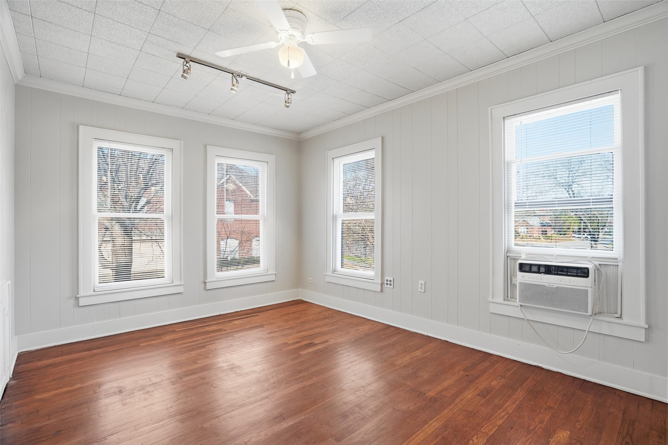 3830 W 6th Street Fort Worth TX 76107